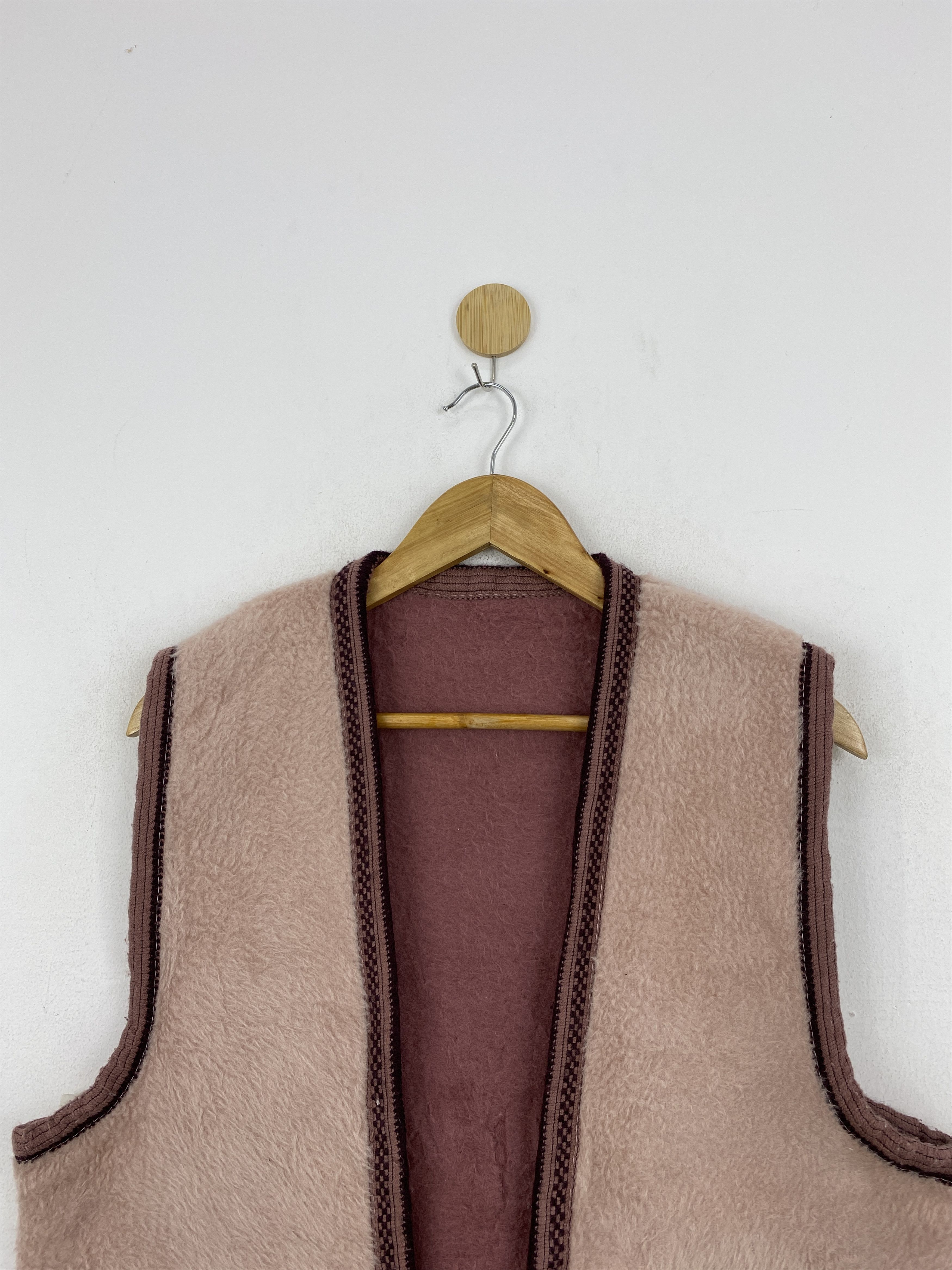 Japanese Brand Vintage Japanese Brand Archive Deep Pile Vest JA0124 Size US S / EU 44-46 / 1 - 3 Thumbnail