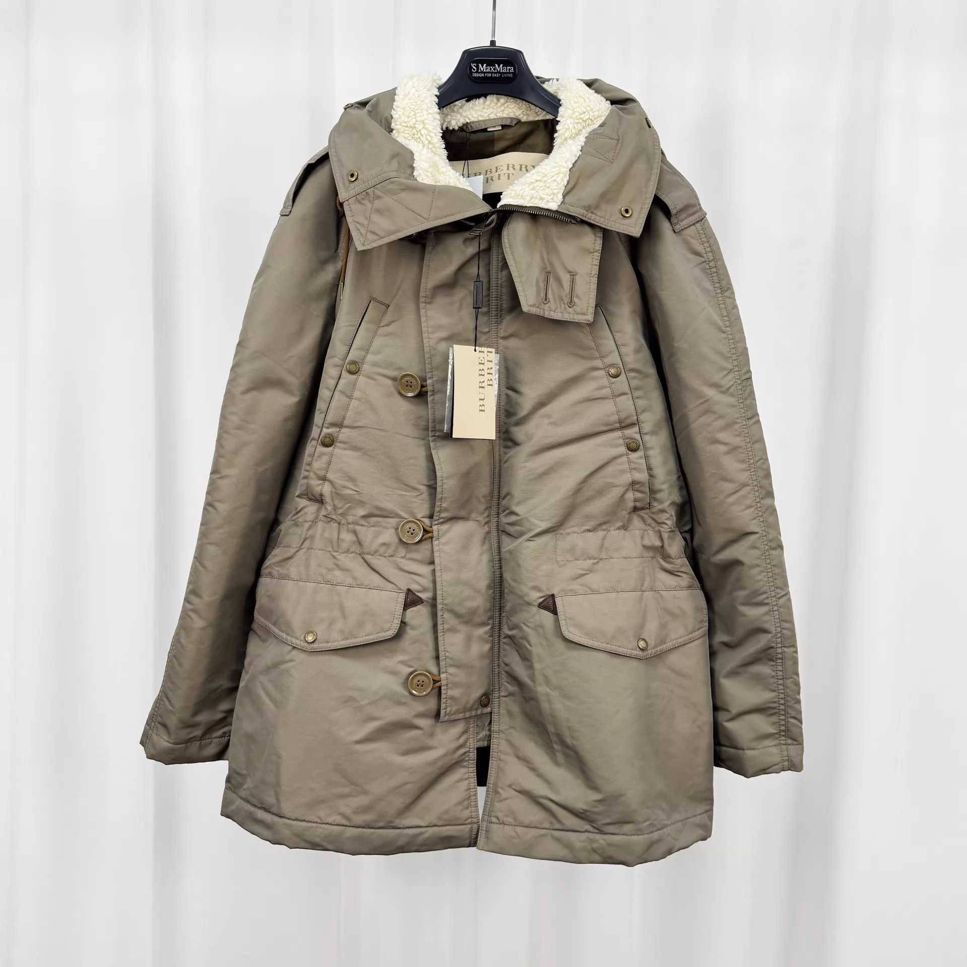 Burberry Burberry Lamb Wool Lined Check Puffer Jacket M New Size M / US 6-8 / IT 42-44 - 1 Thumbnail