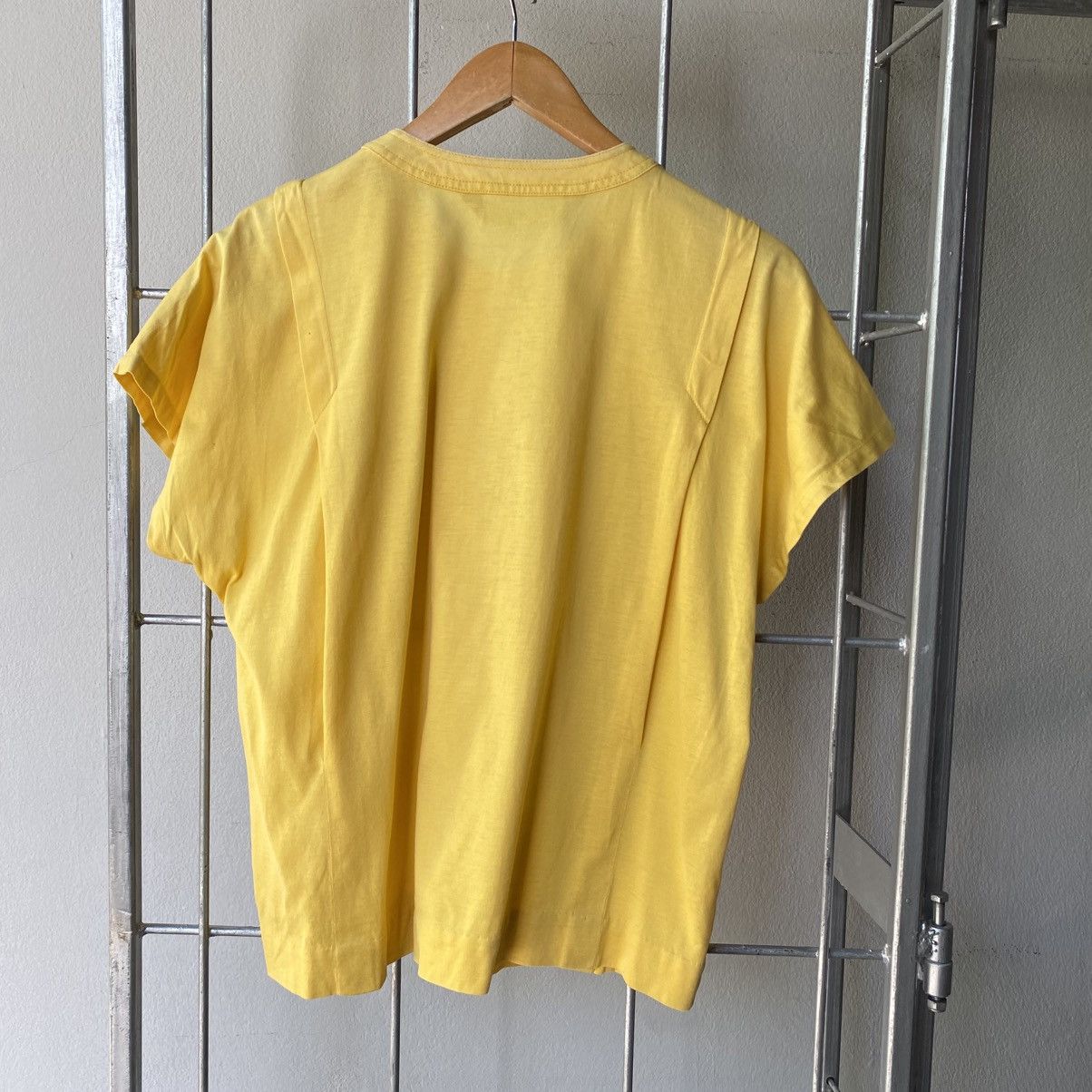 Dior Christian Dior Soft Yellow Buttoned Blouse Size M / US 6-8 / IT 42-44 - 2 Thumbnail