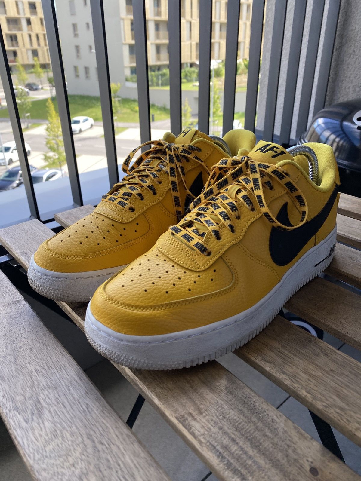 Nike Nike AF1 x NBA sneakers Size US 9 / EU 42 - 2 Thumbnail