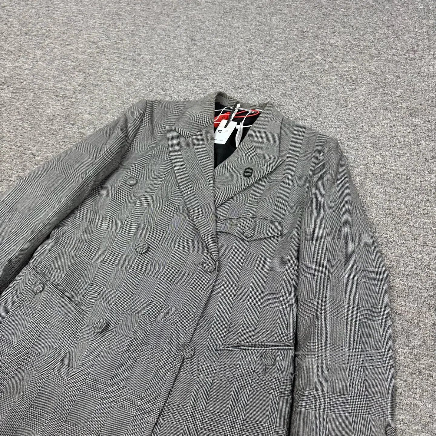Dior Dior CD brooch; buckle strap; checkered double-breasted su Size 44R - 4 Thumbnail