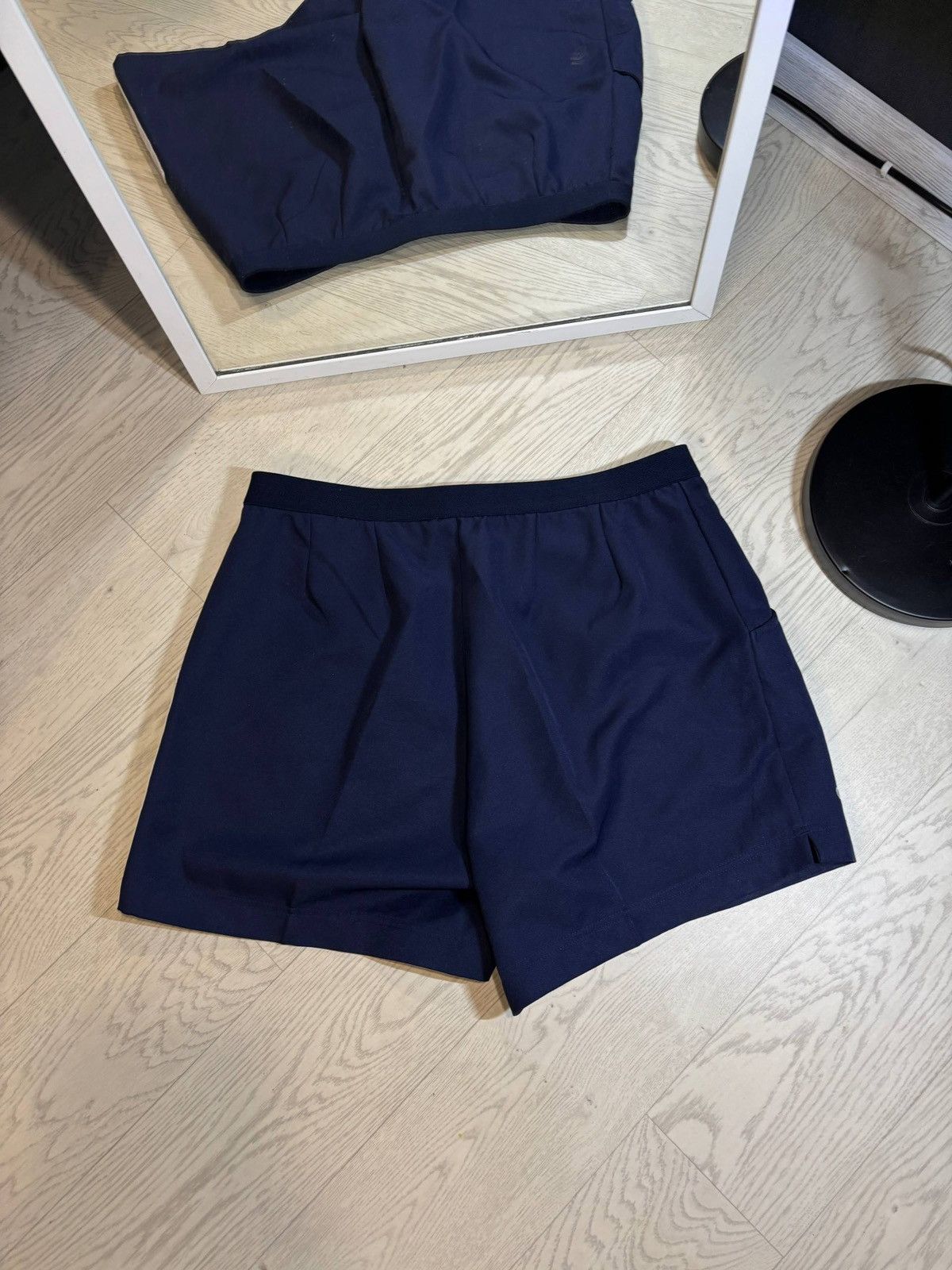 Adidas 90’s Adidas vintage short Size:L Size US 34 / EU 50 - 3 Thumbnail