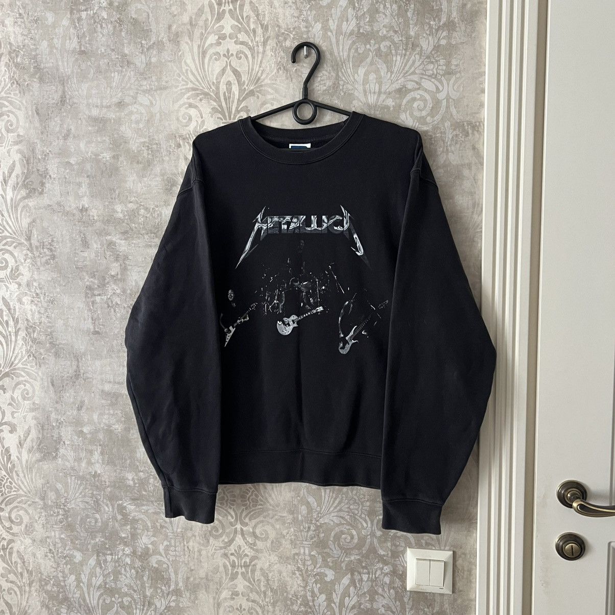 Band Tees × Metallica × Vintage Vintage Metallica Band Sweatshirt Russell Size US L / EU 52-54 / 3 - 1 Thumbnail