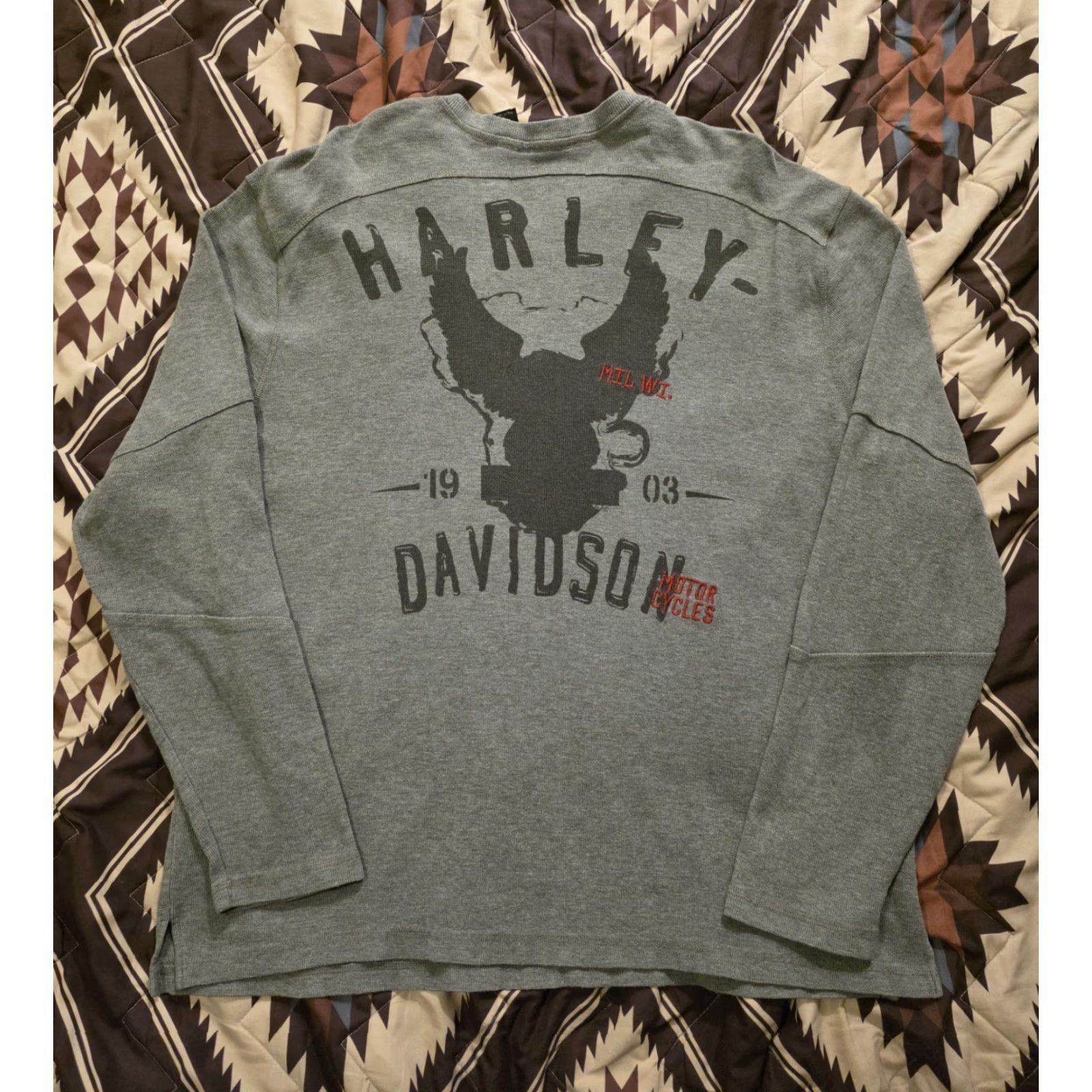 Harley Davidson VINTAGE Harley-Davidson Long Sleeve Thermal Henley Shirt Double Sided Gray 2XL Mens Graphic Print Cotton Knit Embroidered Logo Button T-Shirt Size US XXL / EU 58 / 5 - 2 Thumbnail