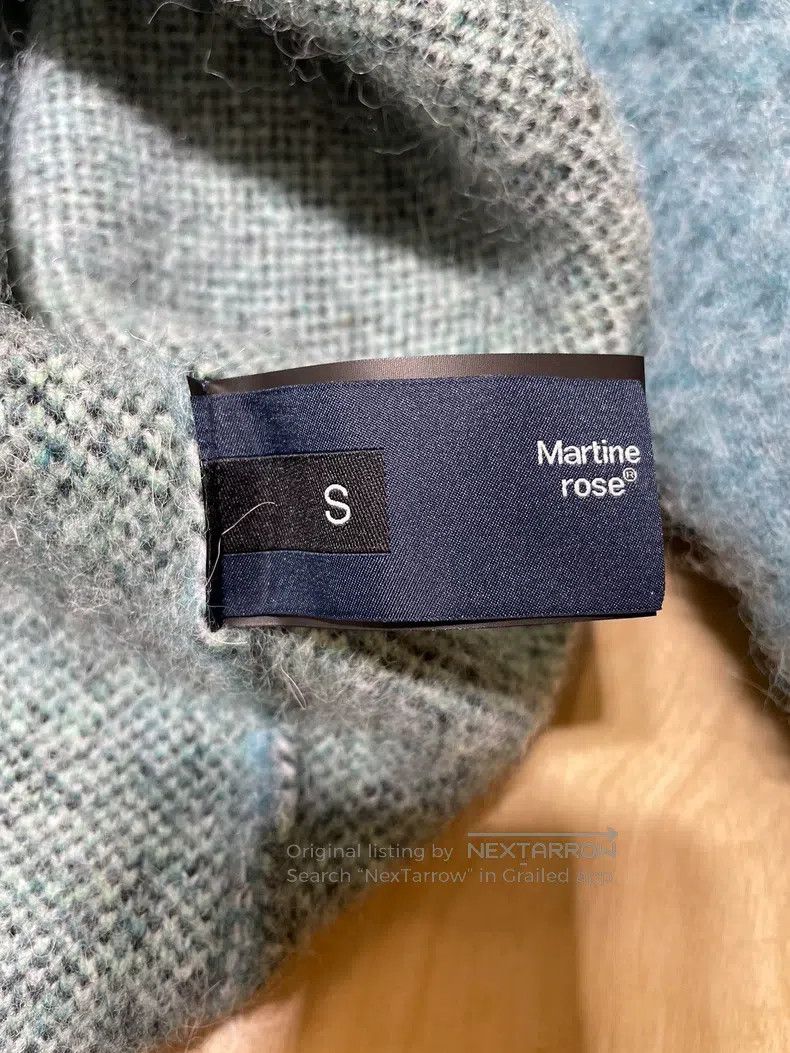 Martine Rose Martine Rose V-neck fashion printed pullover Size US S / EU 44-46 / 1 - 5 Thumbnail
