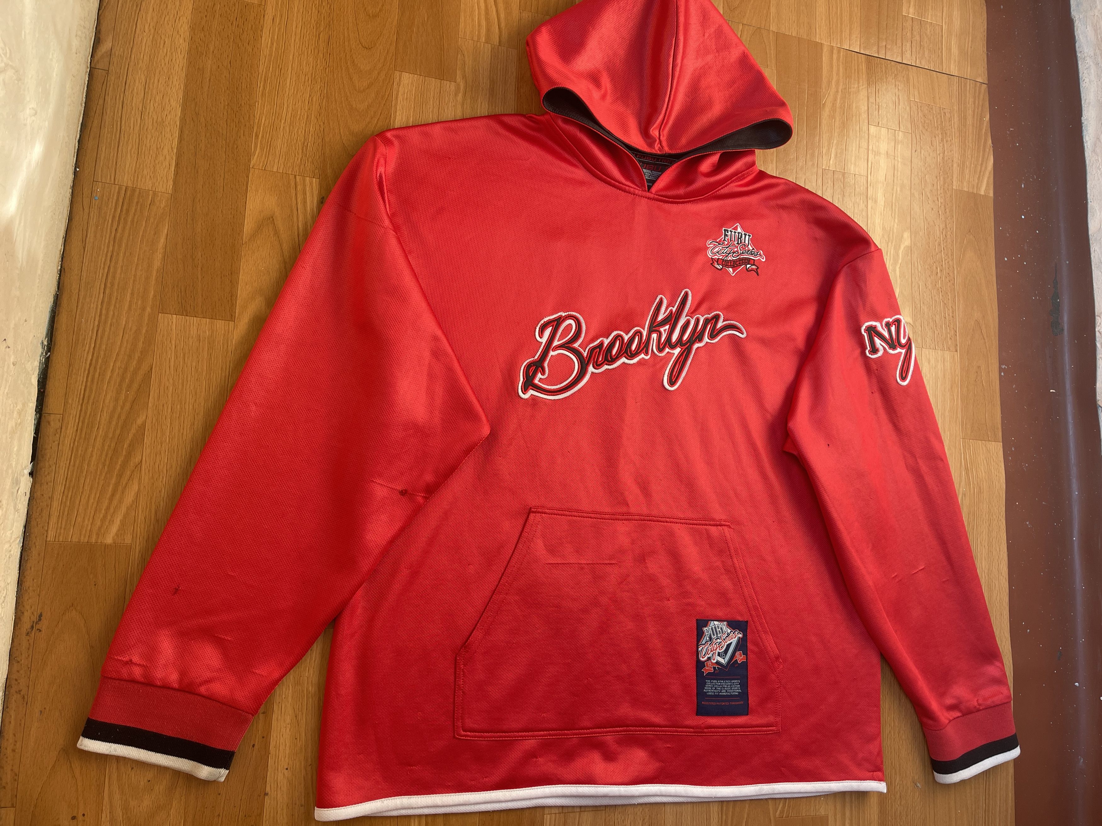 Fubu FUBU hoodie, Brooklyn t-shirt vintage New York City Series L Size US L / EU 52-54 / 3 - 3 Thumbnail
