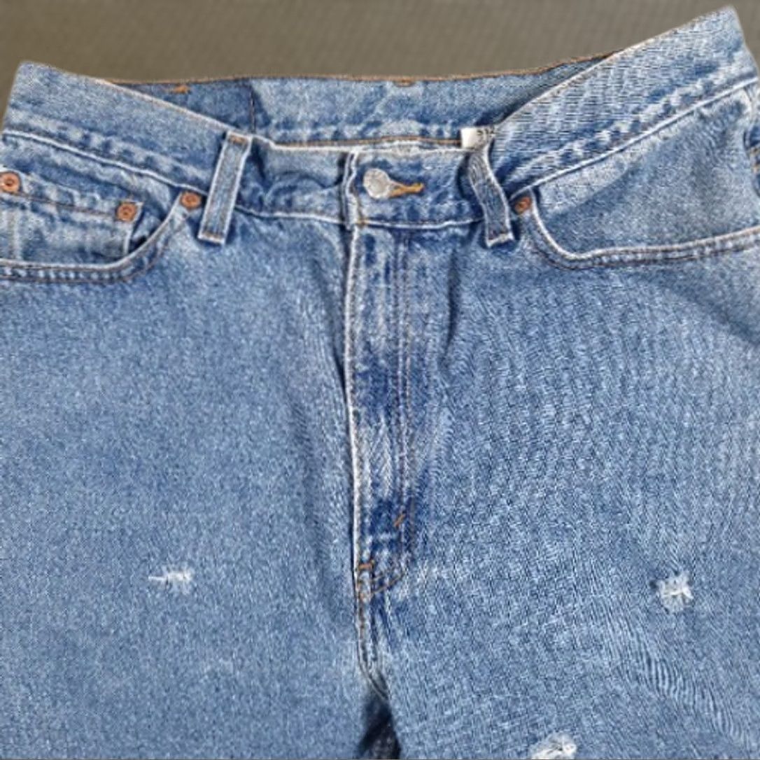 Levi's Levi's 512 DIY Cutoff Shorts Women 12 Reg M Slim Fit Distressed Blue 5-Pocket Denim Distressed Bermuda Slimming Medium Wash Spring Summer Fall Women Size 34" / US 12 / IT 48 - 1 Thumbnail