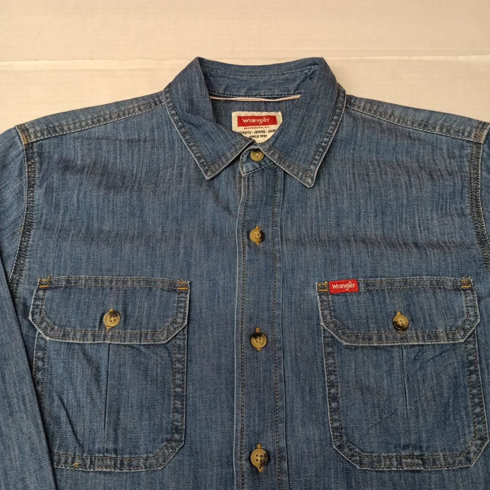 Wrangler Wrangler Big Men's Relaxed Fit Woven Shirt Size S Blue Size US S / EU 44-46 / 1 - 4 Thumbnail