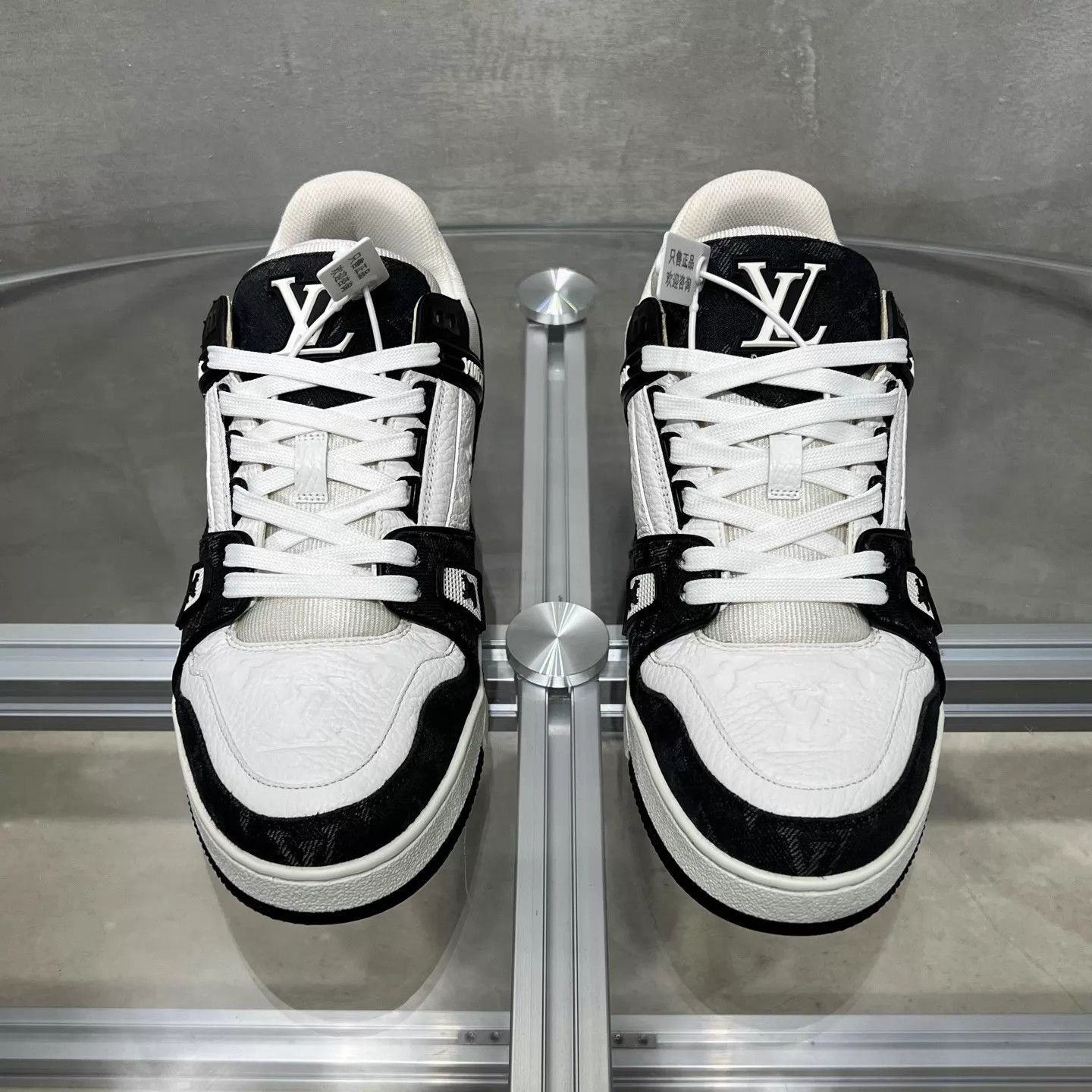 Louis Vuitton LV Trainer Black White Denim UK6.5 40.5 Size US 7.5 / EU 40-41 - 1 Thumbnail