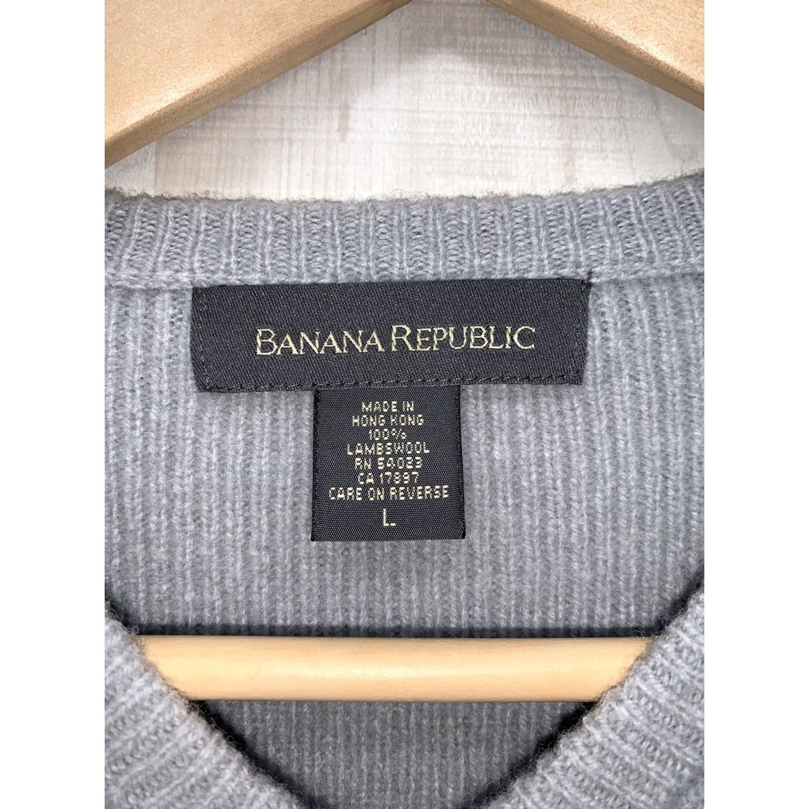 Banana Republic VINTAGE Banana Republic Womens Gray Ribbed 100% Lambswool V Neck Sweater SZ L-5326 Size L / US 10 / IT 46 - 3 Thumbnail