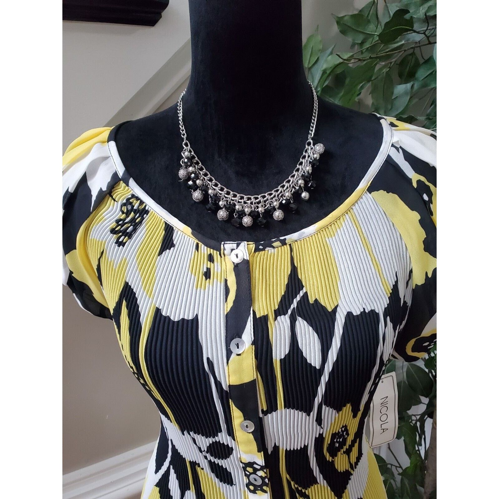 Other Nicola 100% Polyester Round Neck Short Sleeve Top Blouse L Size L / US 10 / IT 46 - 2 Thumbnail