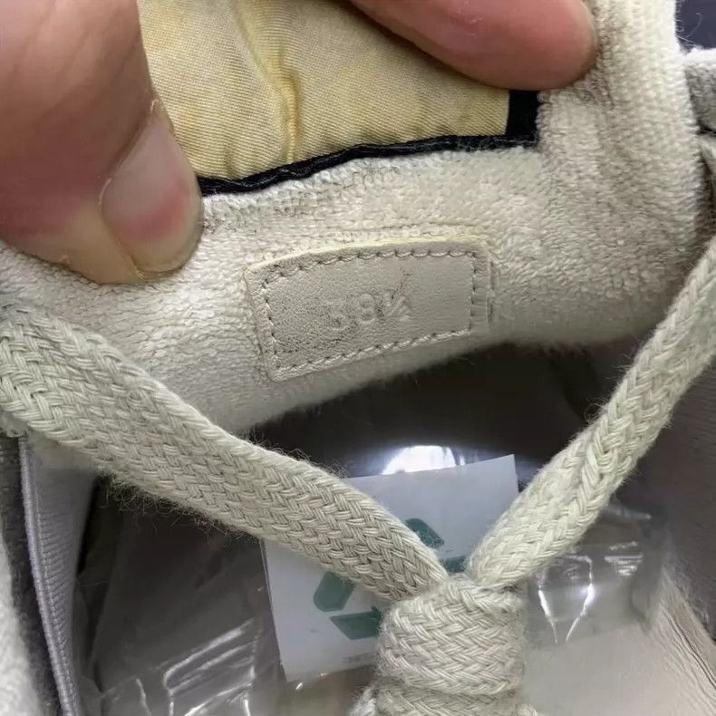Gucci Gucci Dirty Sneakers Size 38.5-2506 Size US 8.5 / EU 41-42 - 9 Thumbnail