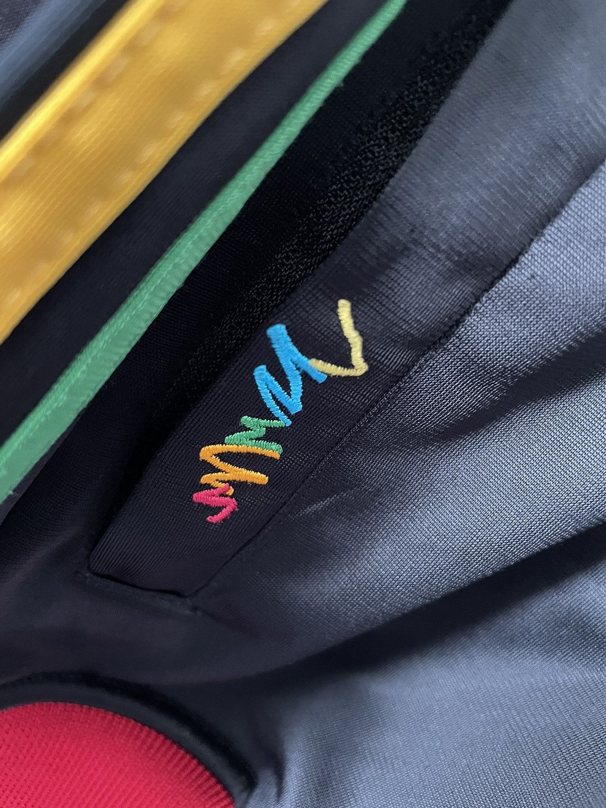 Coogi Mid-2000’s Coogi Zip-Up Track Jacket Size US XXL / EU 58 / 5 - 7 Thumbnail