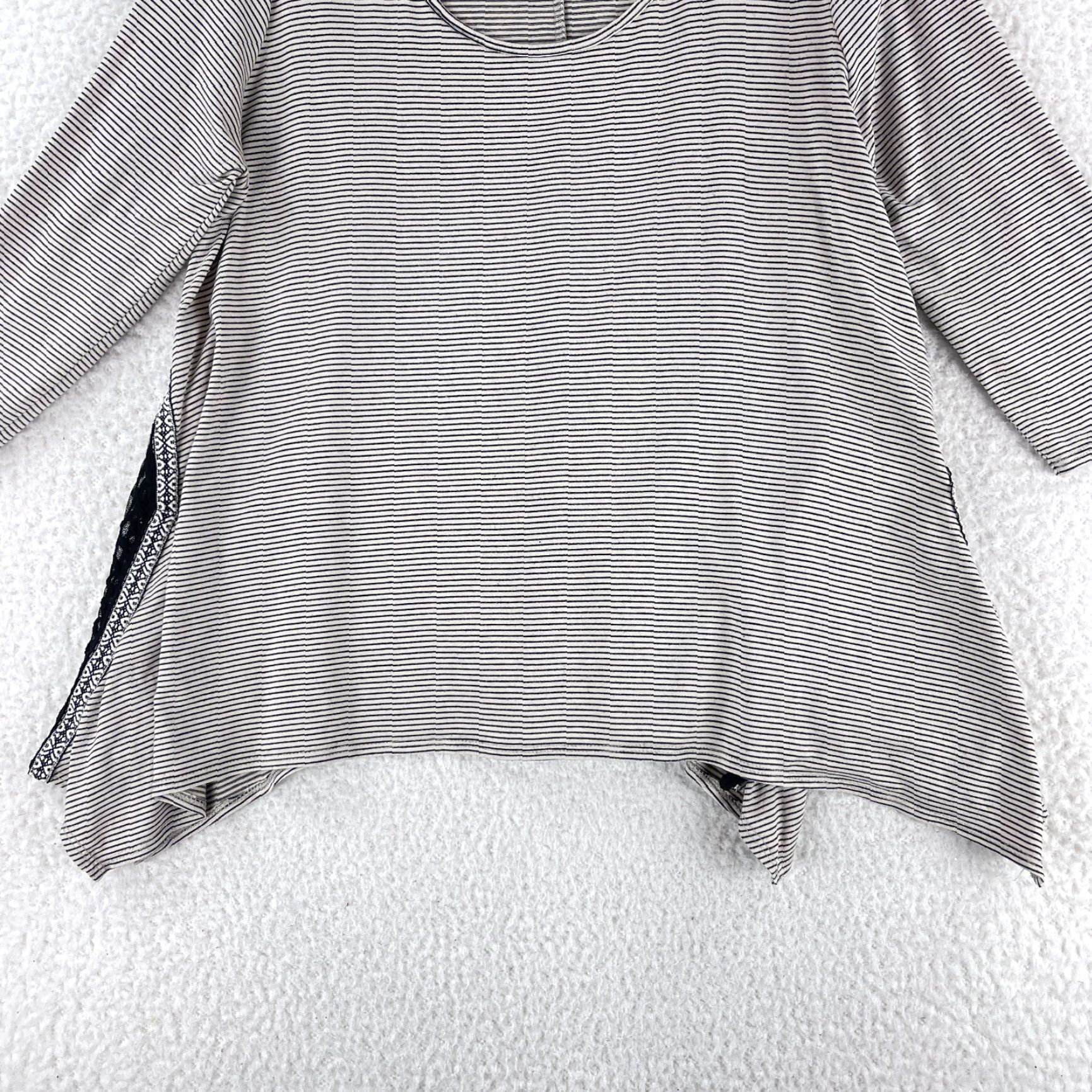 Vintage Francesca Shirt Womens Medium Tan Black Lace Hem Stripe Pullover Knit Size M / US 6-8 / IT 42-44 - 7 Thumbnail