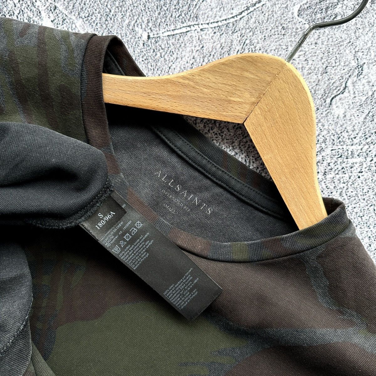 Allsaints Men’s T-Shirt Allsaints Contour SS Crew Camo Size: S Size US S / EU 44-46 / 1 - 6 Thumbnail