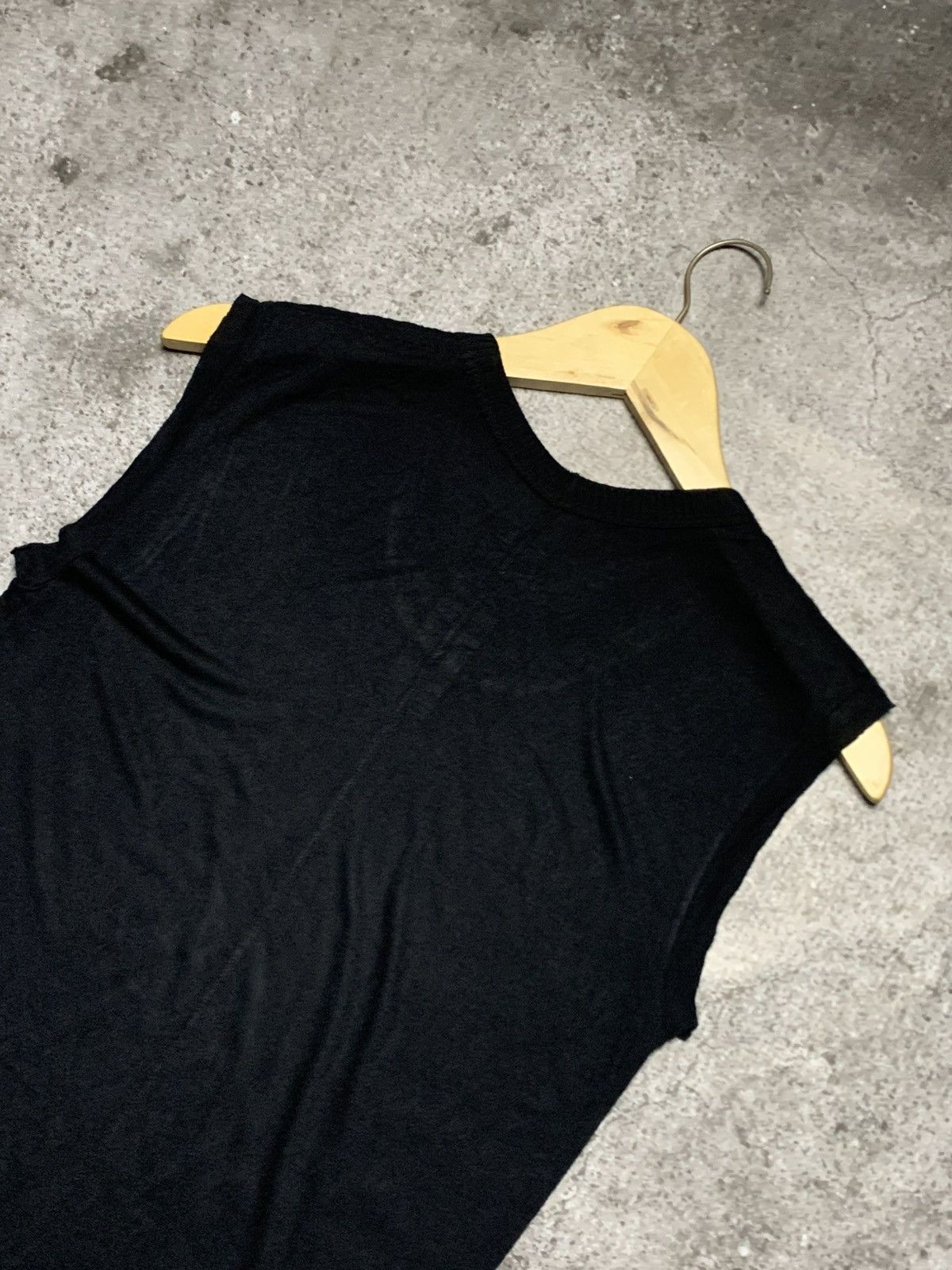 Rick Owens Rick Owens Mainline Bias Cut Anthem SS/11 Sleevelees Tee Size XS / US 0-2 / IT 36-38 - 5 Thumbnail