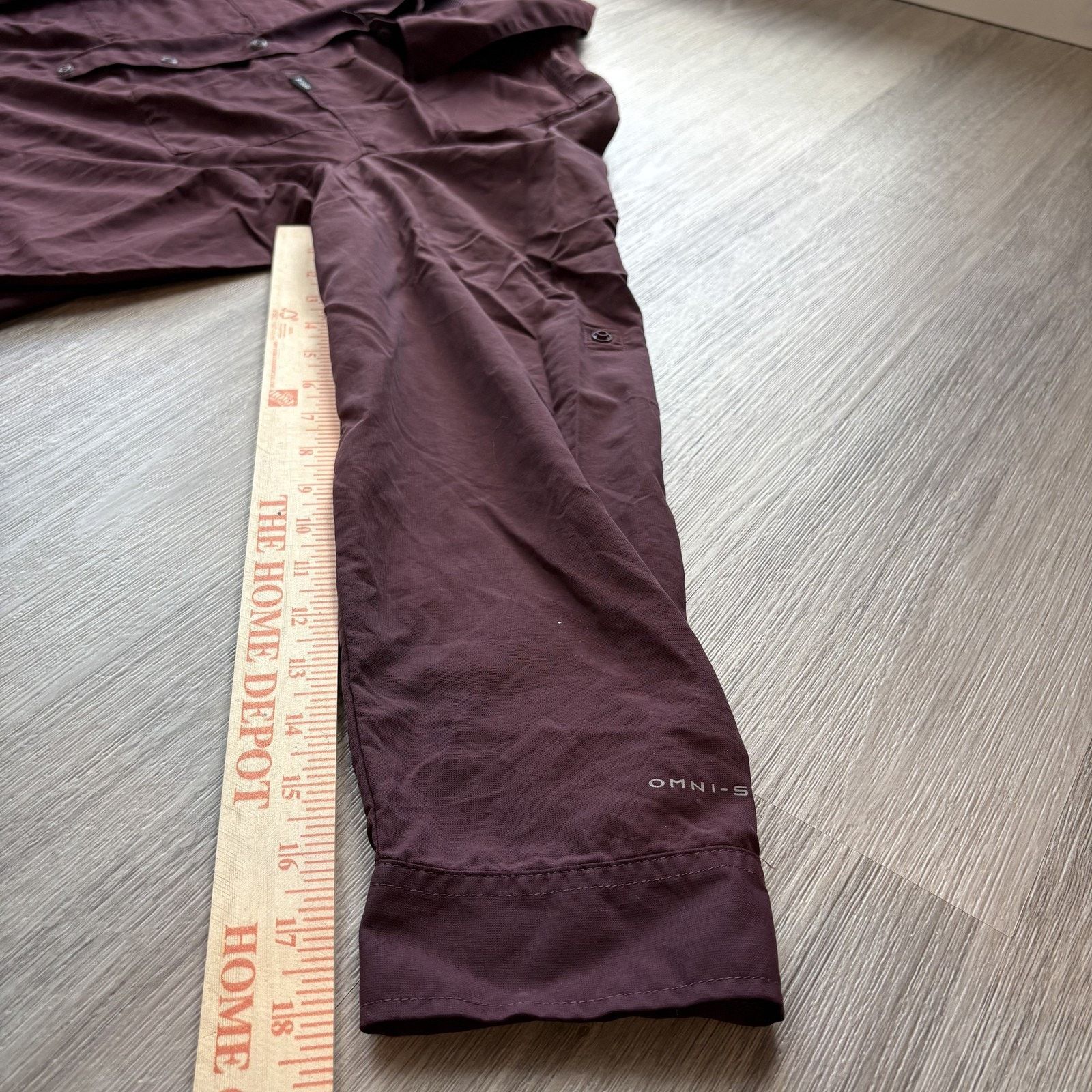 Columbia Columbia Men's Omni-Shade Hiking Shirt XXL Burgundy Long Size XXL / US 16-18 / IT 52-54 - 8 Thumbnail