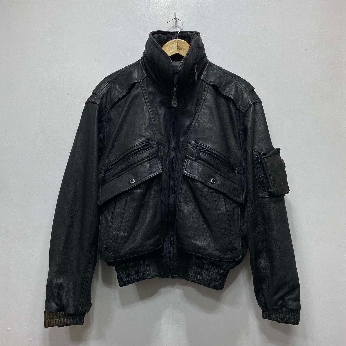 Kadoya Kadoya New Concepter RJ-2001 Racing Leather Jacket Size US L / EU 52-54 / 3 - 1 Thumbnail