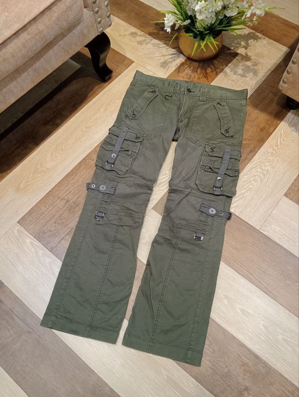HIDEAWAYS JAPANESE HIDEAWAYS NICOLE MULTIPOCKET BANDAGE FLARED PANTS Size US 35 - 2 Thumbnail