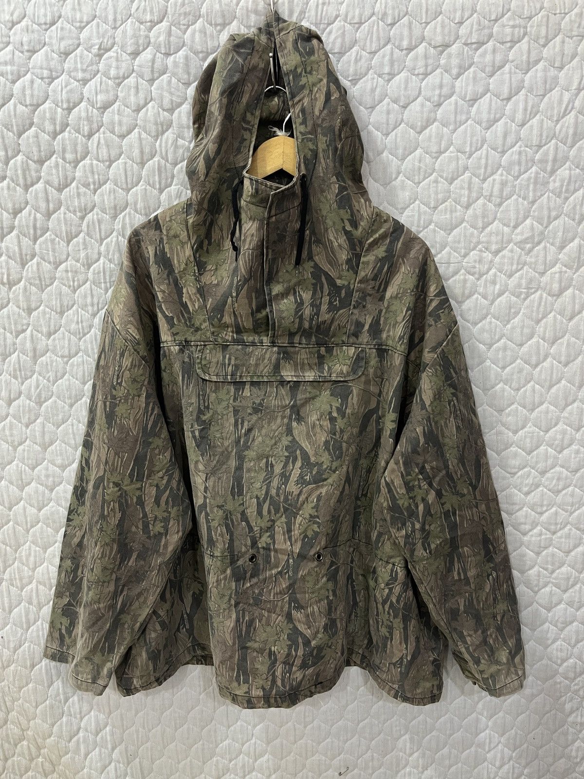 image of VTG Military Smokey Branch Anorak Hoodie Jacket in Camouflage, Men's (Size XL)