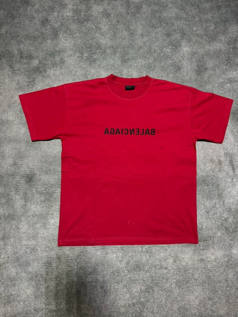 Balenciaga Balenciaga Red letter Logo short sleeve Size US M / EU 48-50 / 2 - 1 Thumbnail