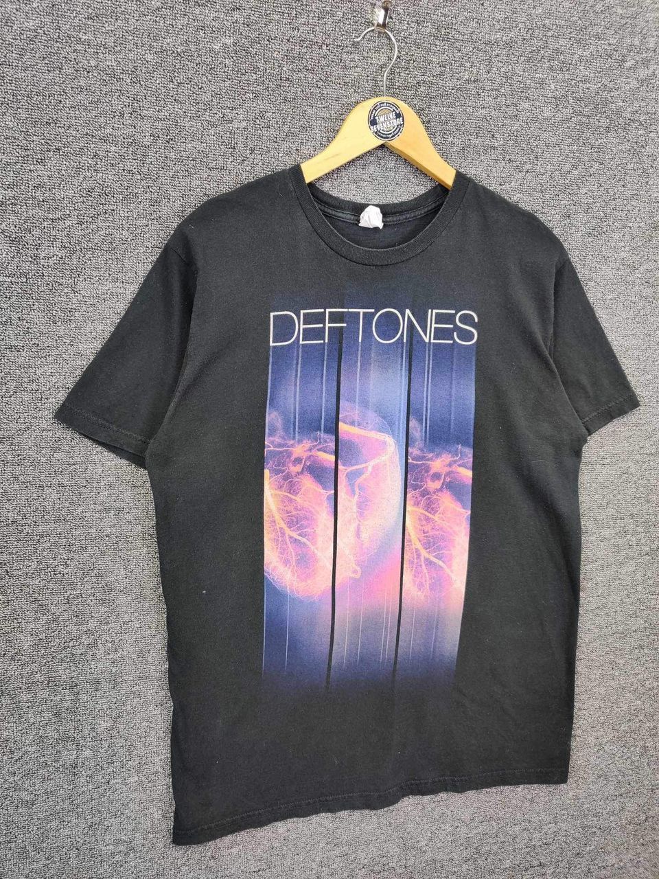 Band Tees Deftones Koi No Yokan Album Band Tee Tshirt Size US L / EU 52-54 / 3 - 5 Thumbnail