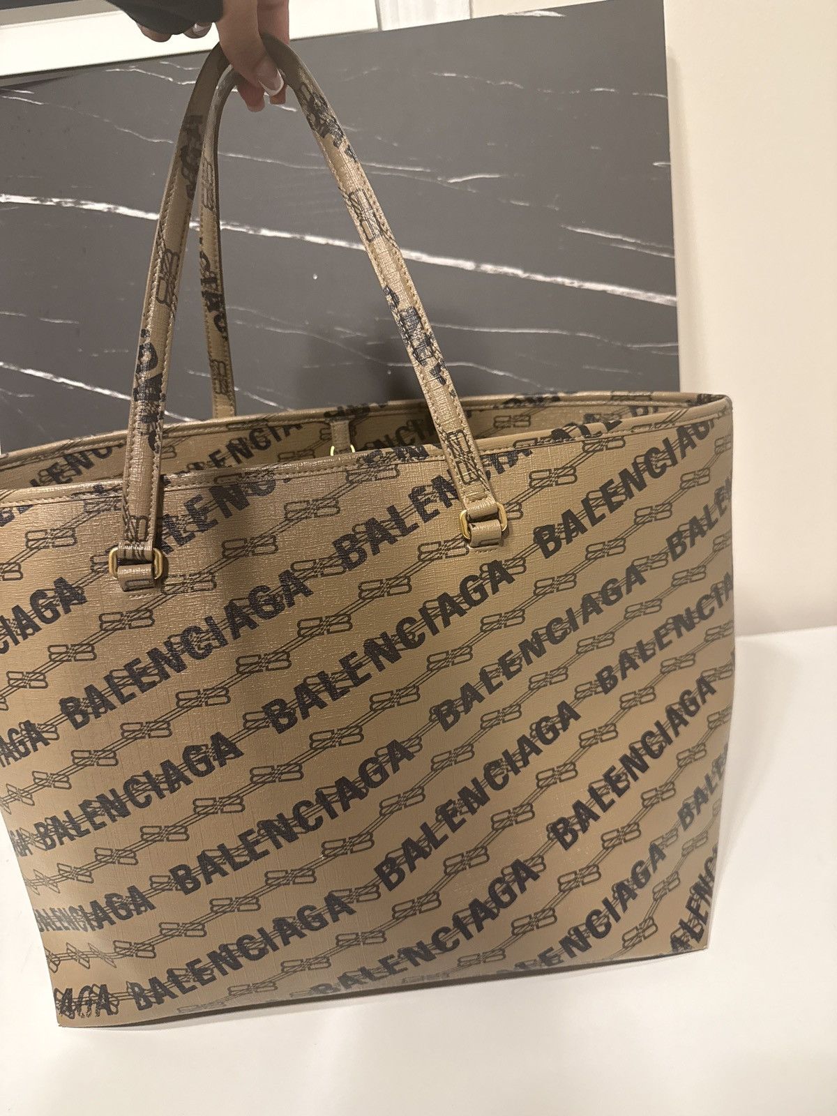 Balenciaga Balenciaga Large Monogram Signature Shopping Bag Size ONE SIZE - 1 Thumbnail