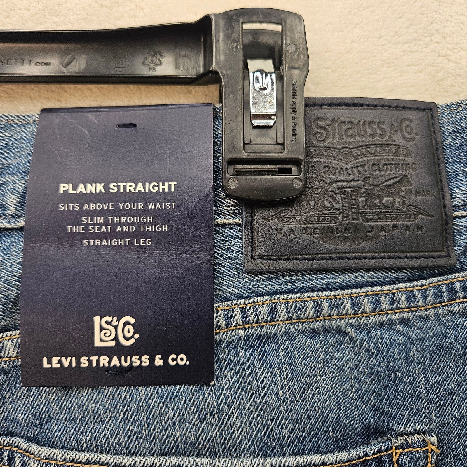 Levi's LEVIS WOMEN'S 34X32 JAPANESE MADE SELVEDGE PLANK STRAIGHT Size 34" / US 12 / IT 48 - 9 Thumbnail