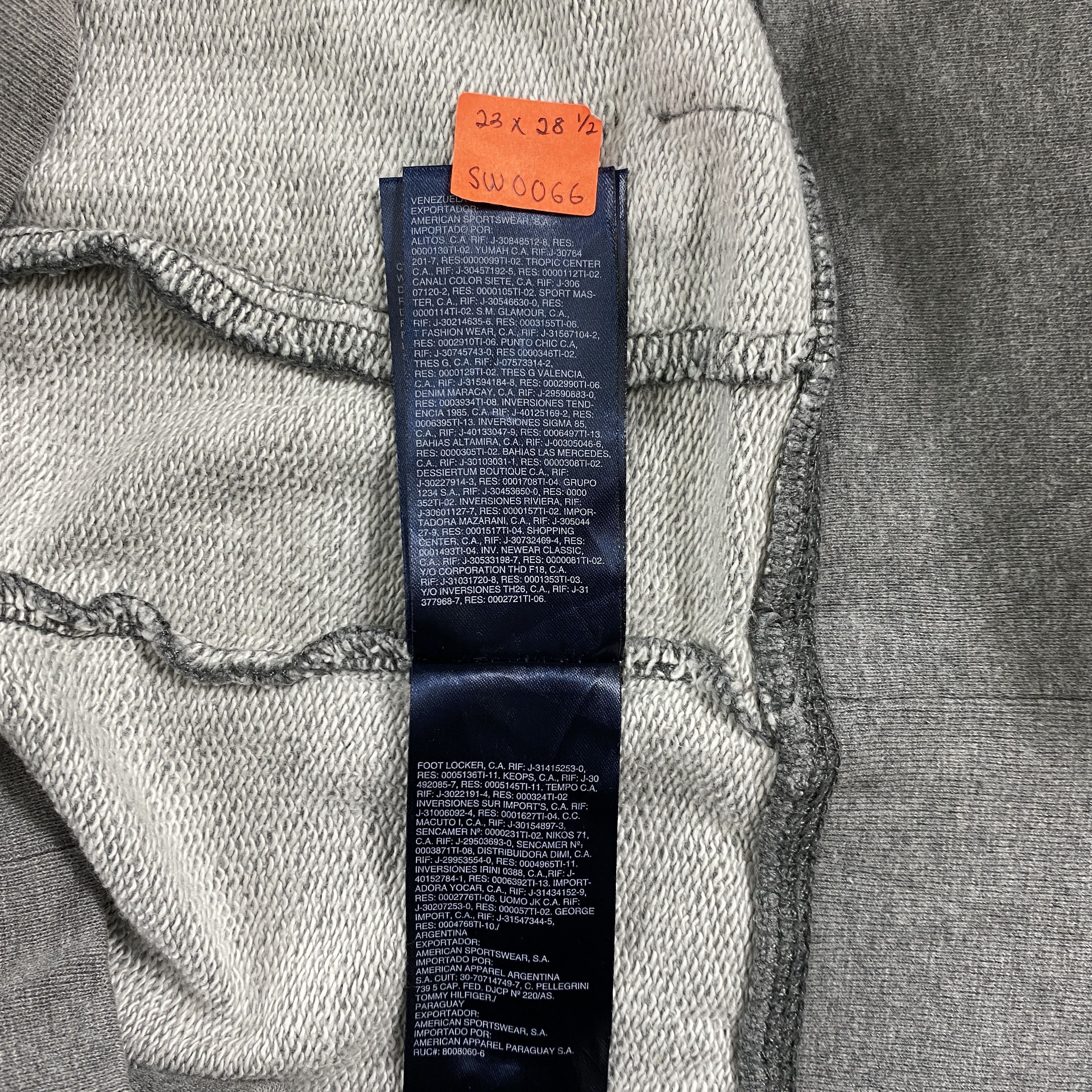 Under Armour Vintage Under Armour Hoodie - SW086 Size US S / EU 44-46 / 1 - 13 Thumbnail