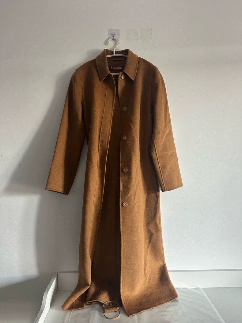 Max Mara Max Mara Camel coat, classic Size S / US 4 / IT 40 - 1 Thumbnail