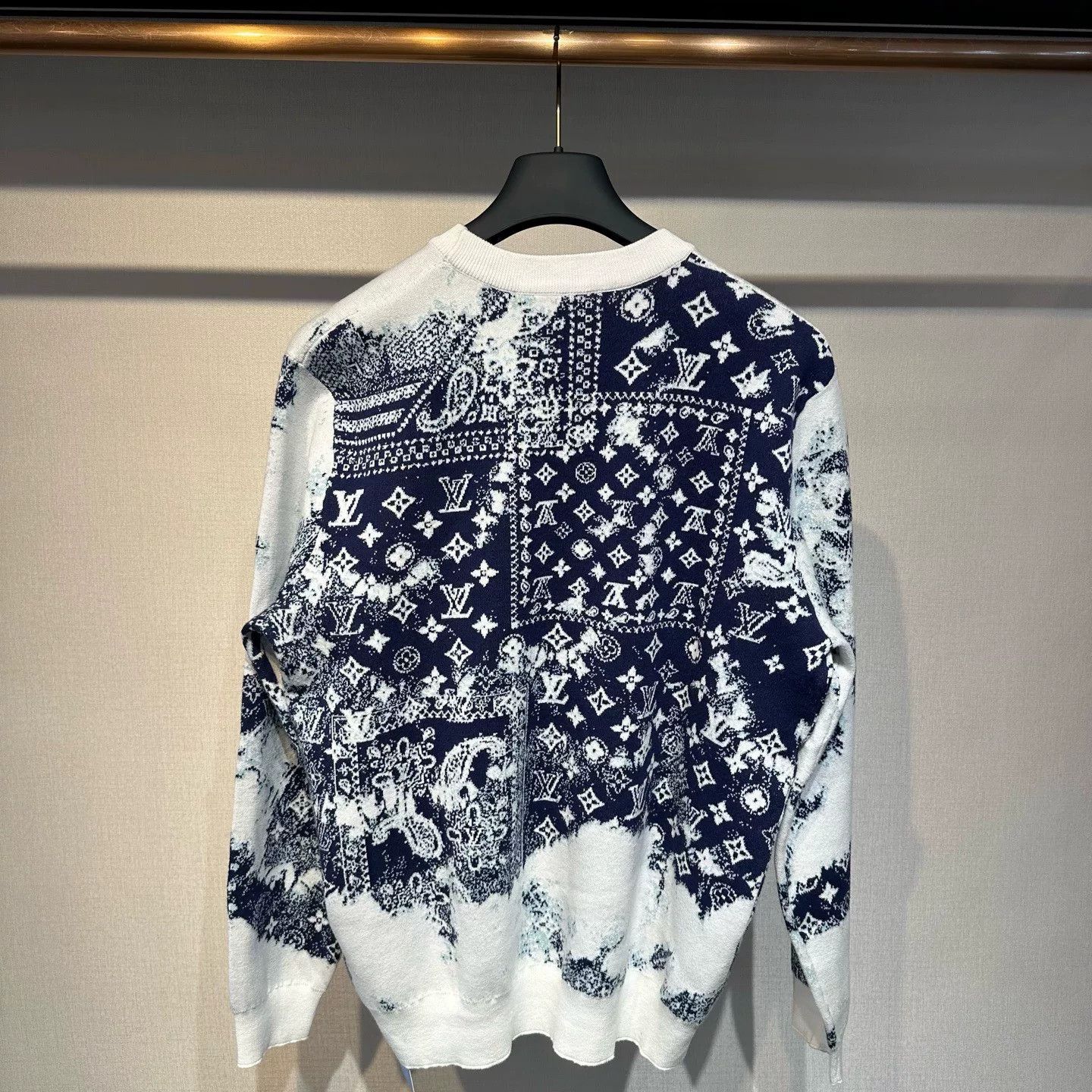 Louis Vuitton louis vuitton patterned crewneck sweatshirt Size US M / EU 48-50 / 2 - 3 Thumbnail