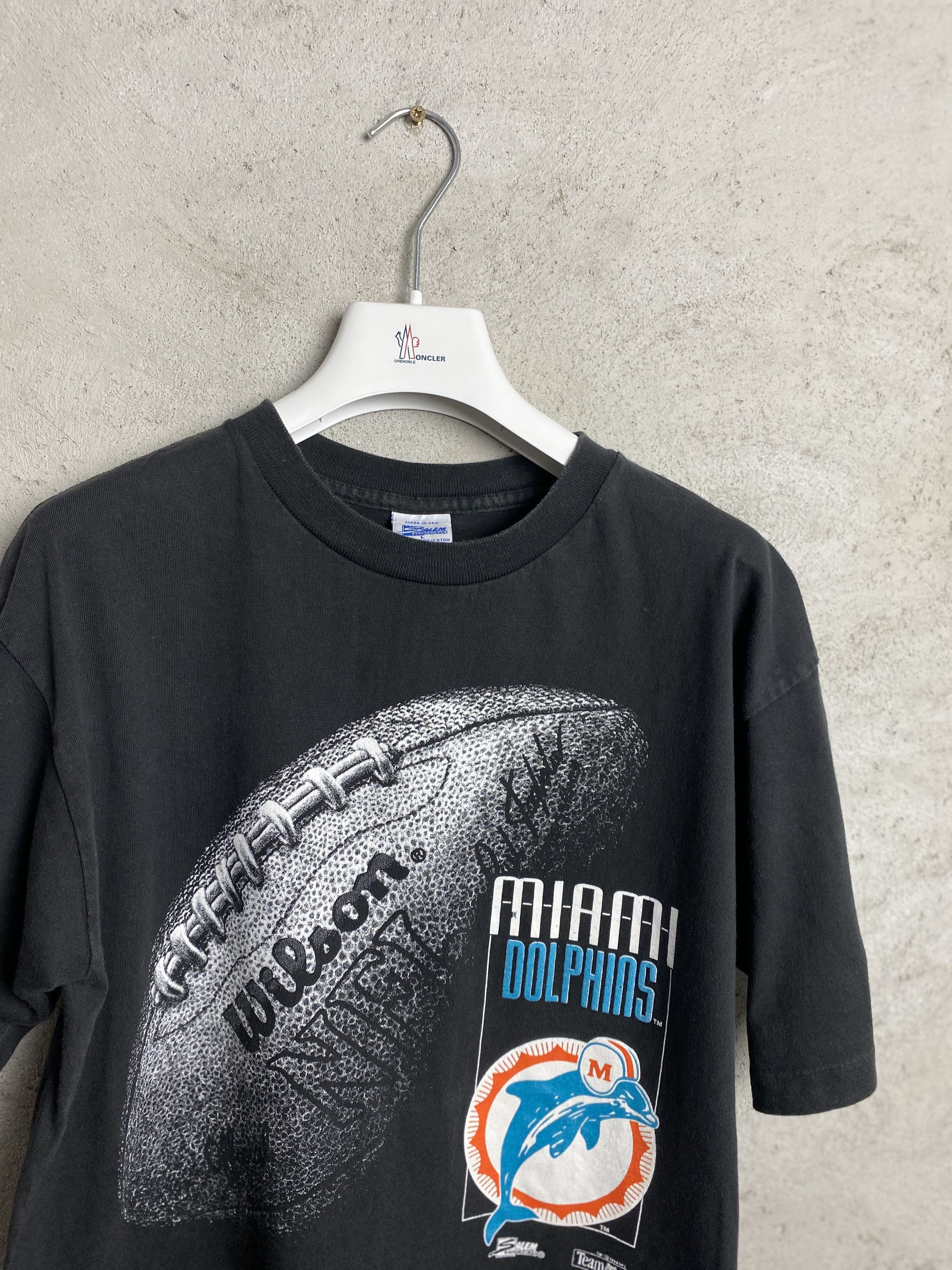 NFL Vintage 1992 Salem Miami Dolphins t-shirt tee printed Size US L / EU 52-54 / 3 - 2 Thumbnail