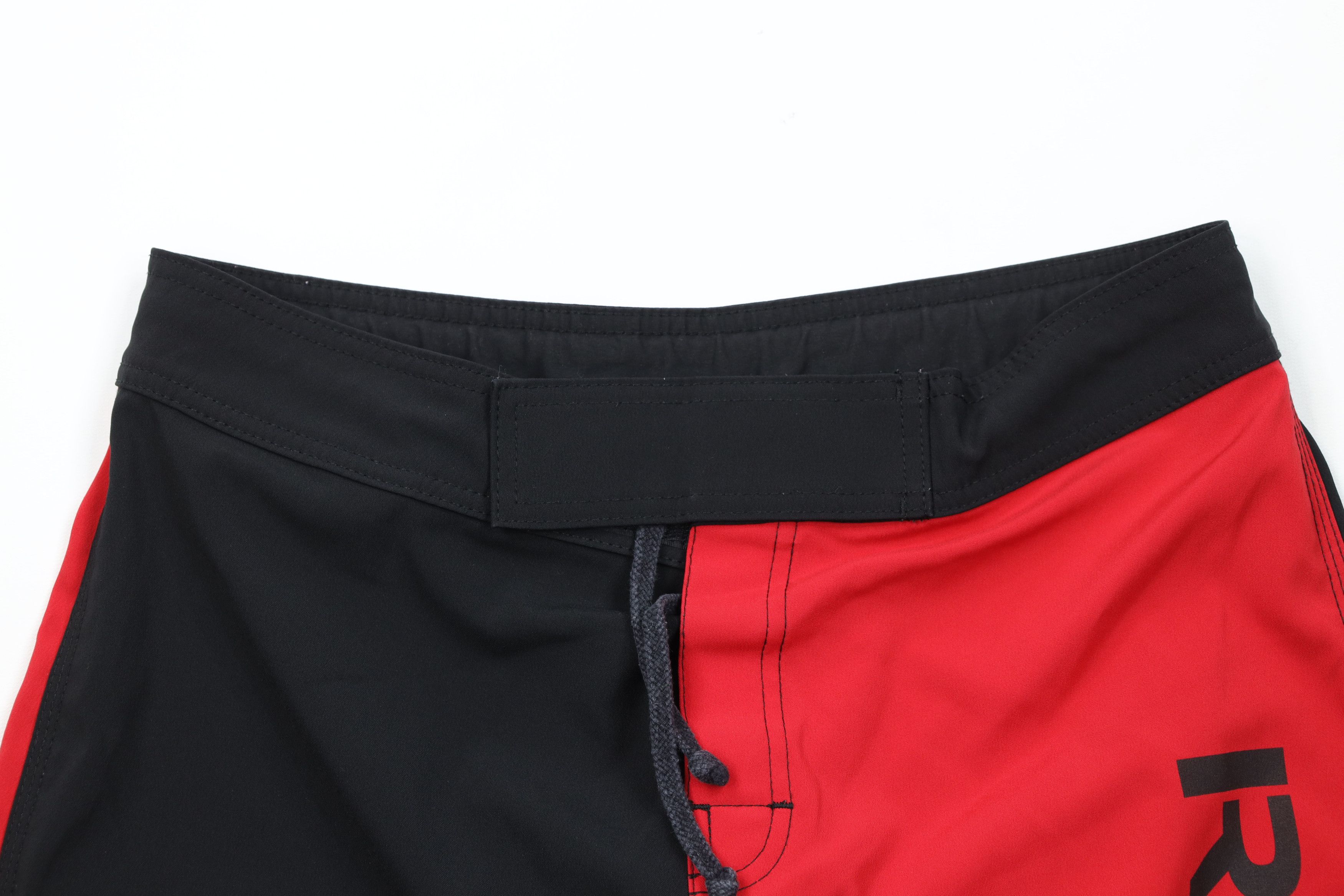 Rogue Rogue Fighting Block Split Seam UFC MMA Shorts Red Black USA Size US 32 / EU 48 - 2 Thumbnail