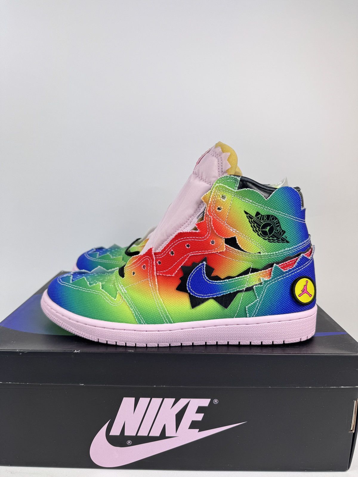 Jordan Brand AIR JORDAN 1 RETRO HIGH OG SNEAKERS Size US 10 / EU 43 - 2 Thumbnail