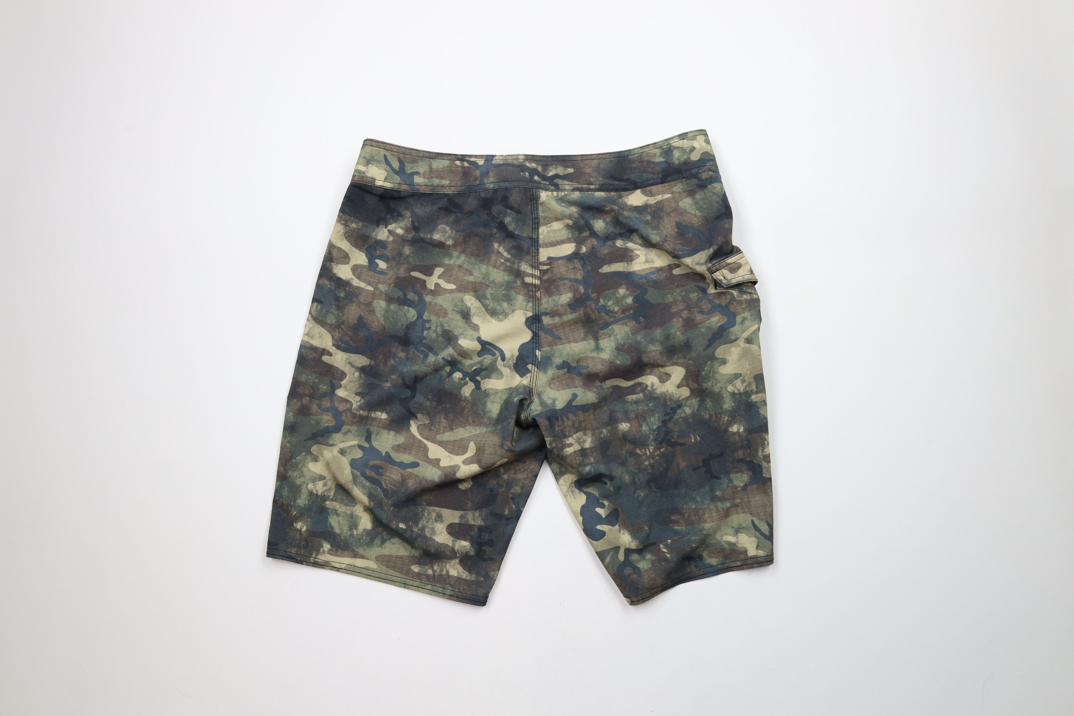 Vintage × Volcom Volcom Mod Tech Camouflage Board Swim Trunks Shorts Size US 31 - 9 Thumbnail