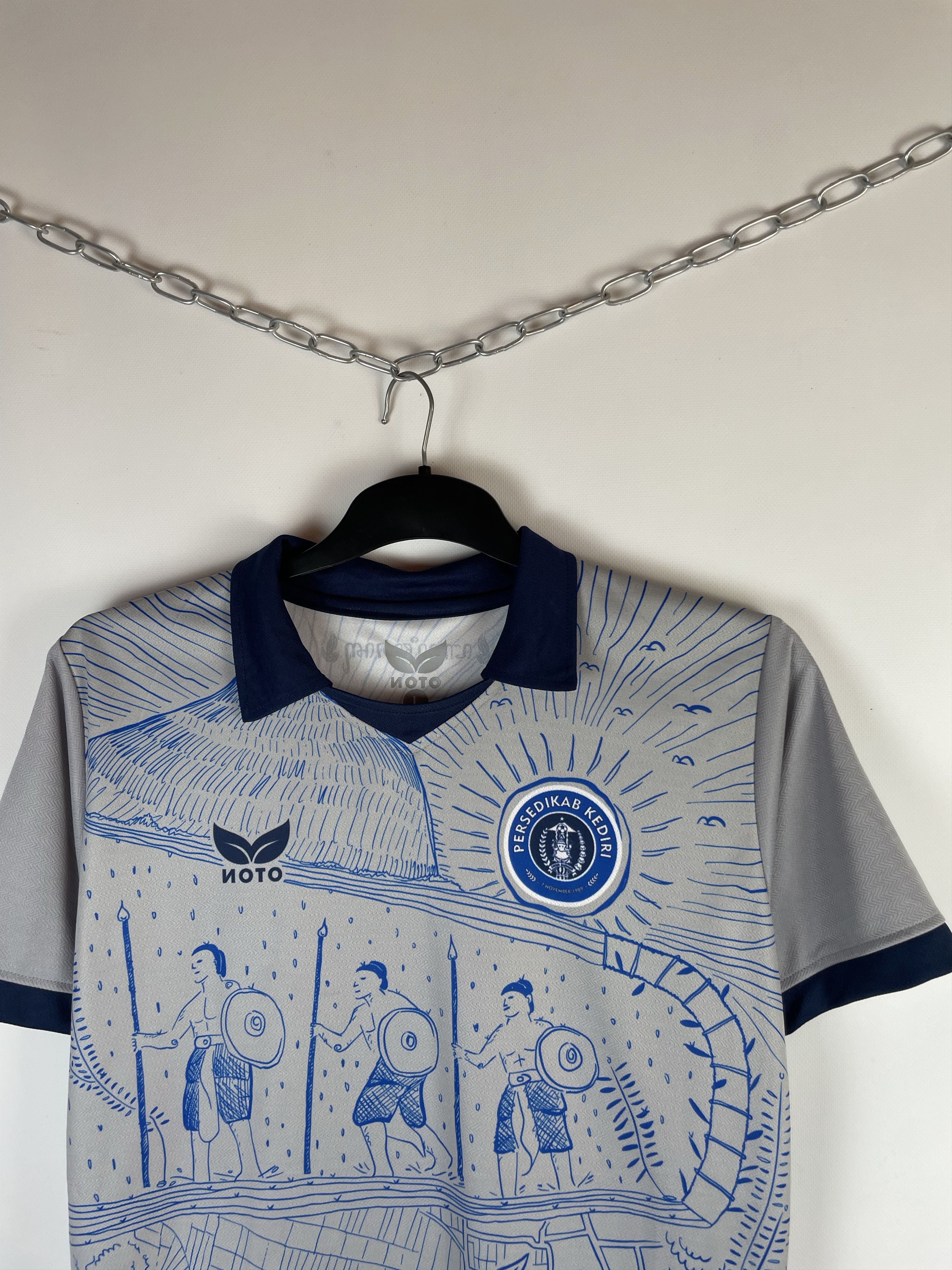 Vintage Persedikad Kediri Shirt Tee Jersey Size US L / EU 52-54 / 3 - 4 Thumbnail