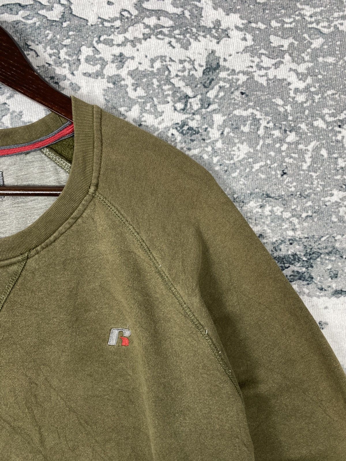 Russell Athletic × Vintage Vintage Russell Athletic Faded Sweatshirts Size US XL / EU 56 / 4 - 3 Thumbnail