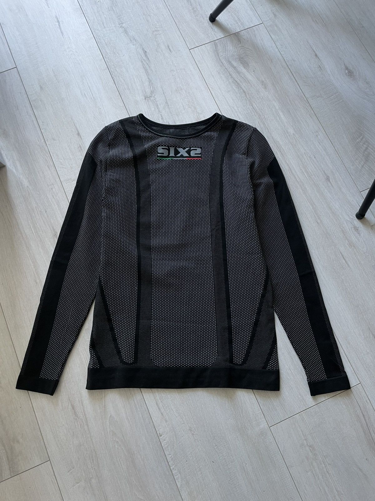 Other Six2 Carbon Compression Long Sleeve Shirt RARE Size US M / EU 48-50 / 2 - 1 Thumbnail