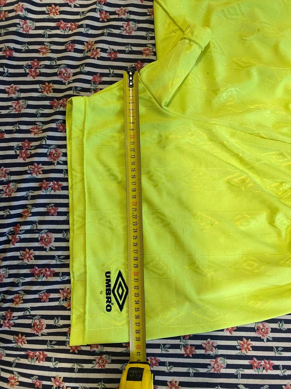 Umbro Vintage 90s Umbro shorts streetwear y2k Size US 38 / EU 54 - 11 Thumbnail