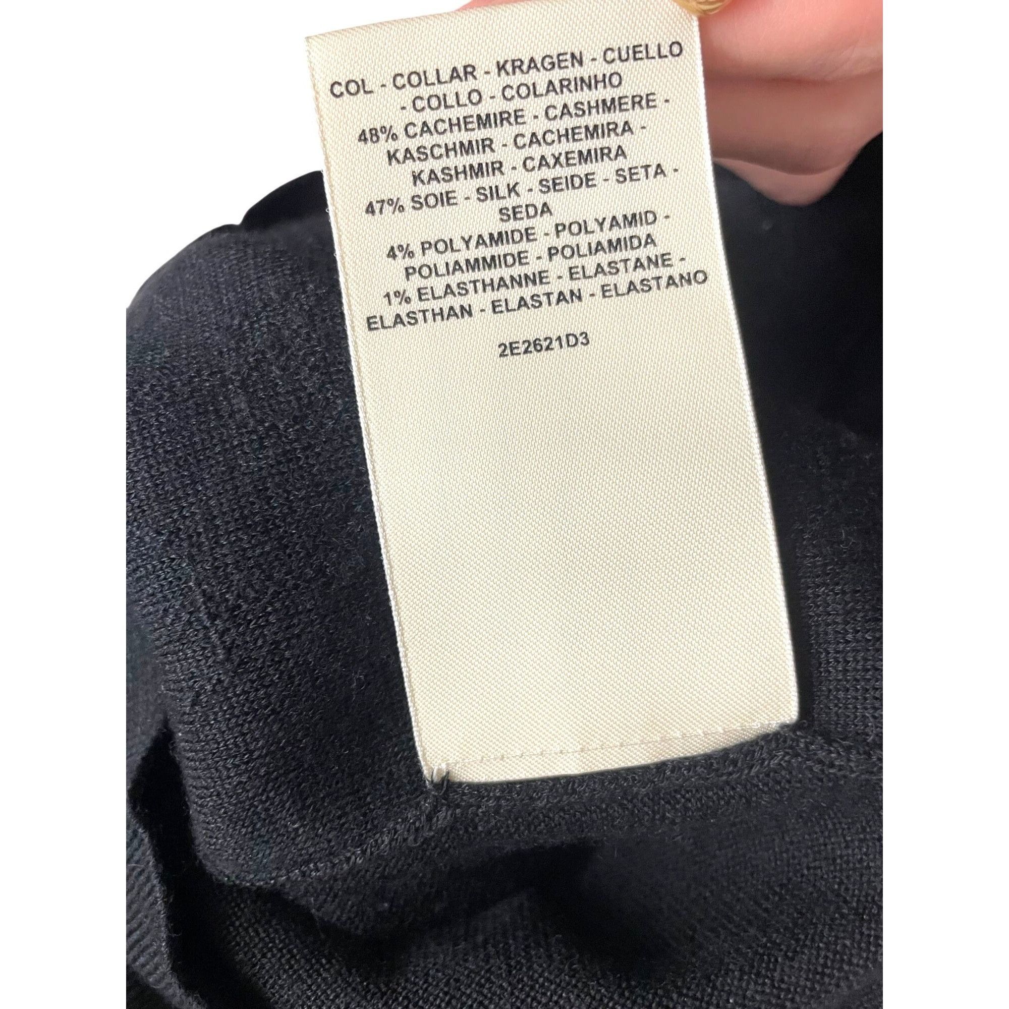 Hermes Hermès Black Short Sleeve Knit Sweater With Subtle Logo Patt Size XS / US 0-2 / IT 36-38 - 6 Thumbnail