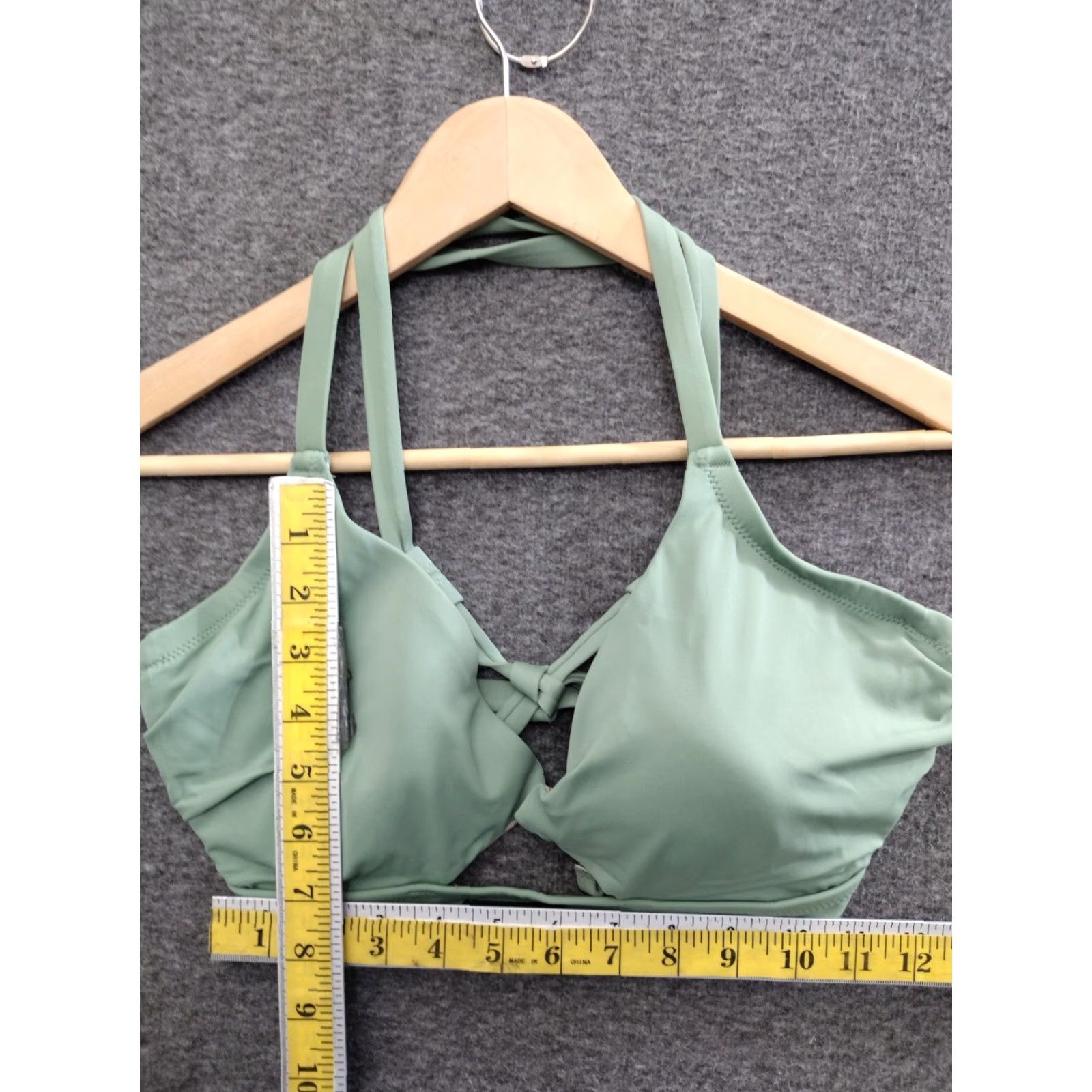 Vintage Shade & Shore Bikini Top Women's Green Keyhole Spaghetti Padded DD 36DD Beach Leopard Nylon Polyester Spandex Top Size XS / US 0-2 / IT 36-38 - 4 Thumbnail