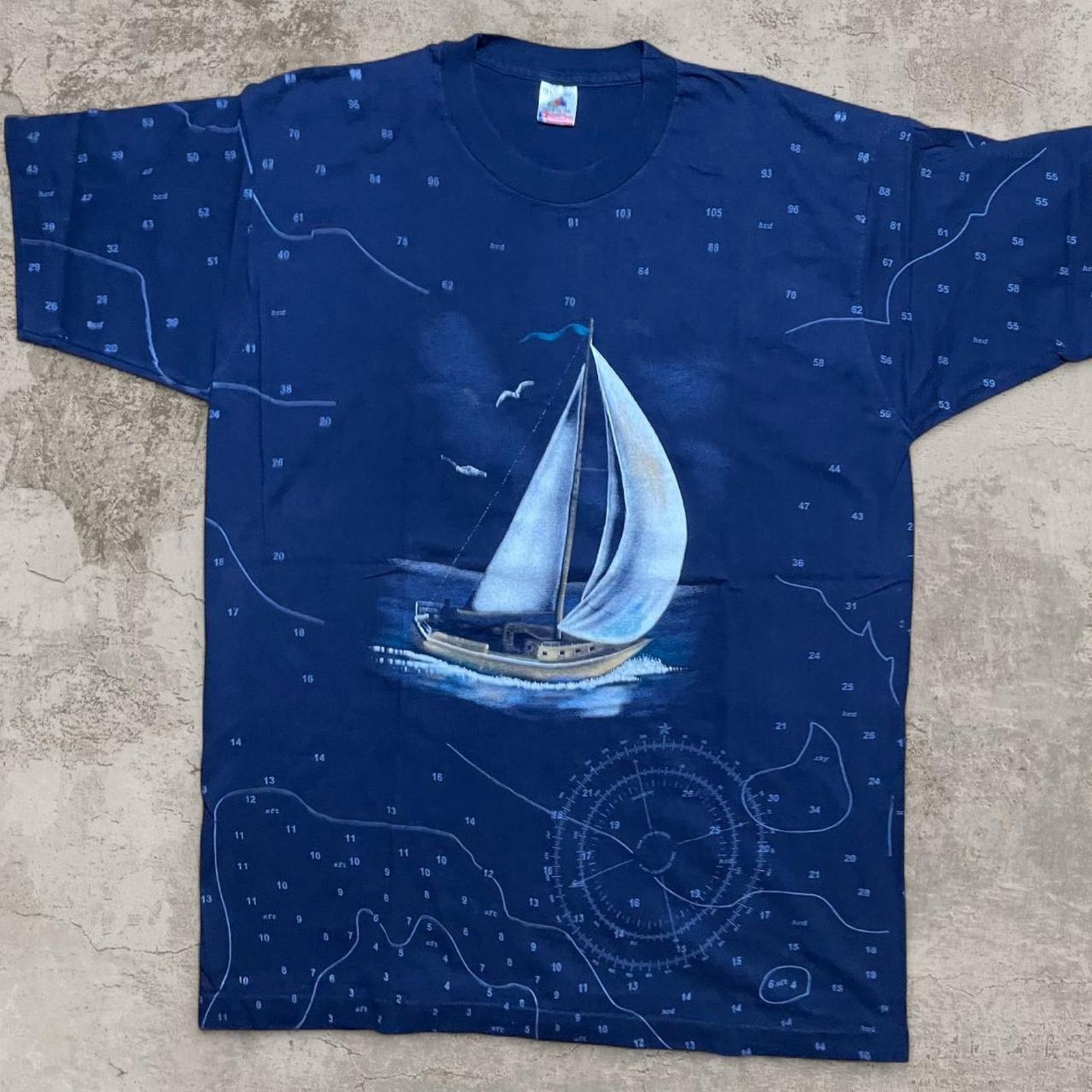 Fruit Of The Loom 90s single stitch Navy blue sailboat aop graphic tee XL Size US XL / EU 56 / 4 - 1 Thumbnail