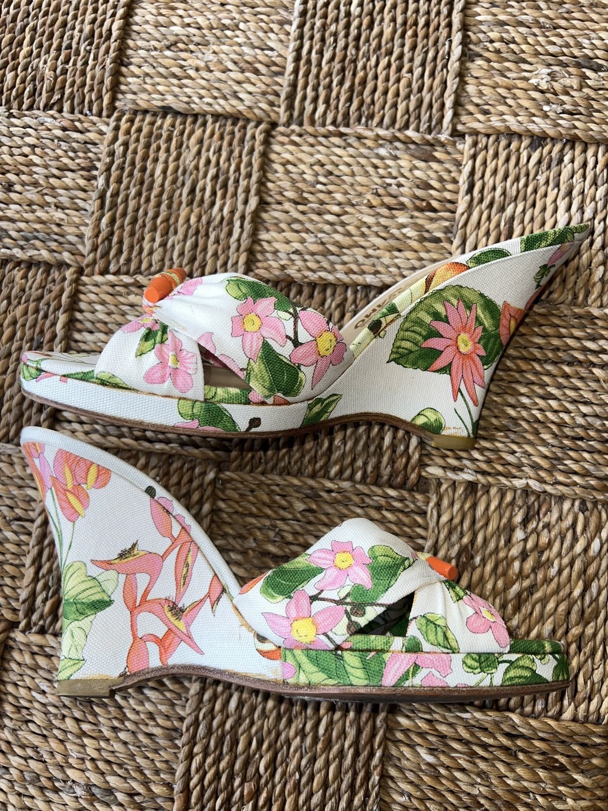 Salvatore Ferragamo Salvatore Ferragamo Floral Sandal Wedges Size US 9.5 / IT 39.5 - 3 Thumbnail