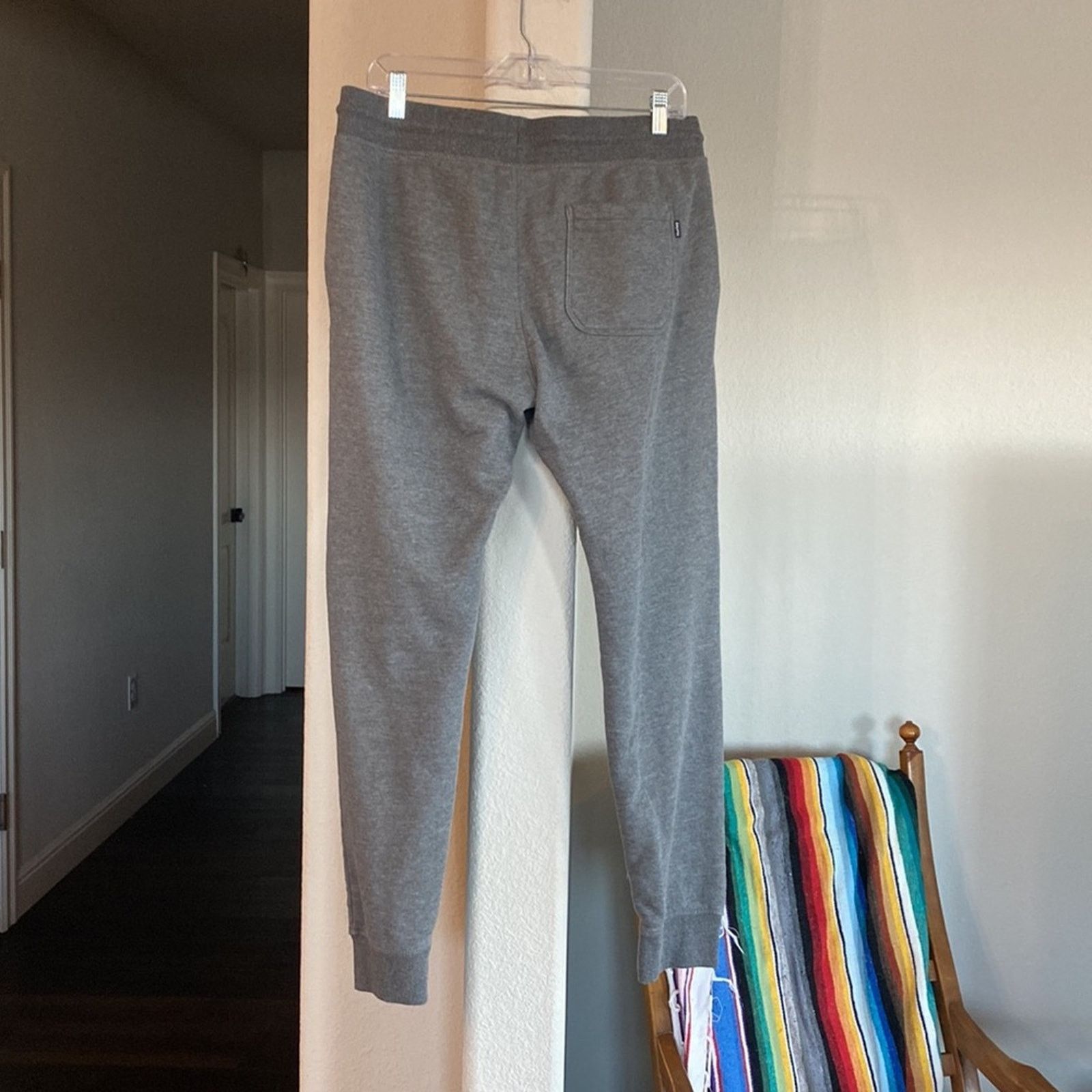 Hurley Hurley grey joggers Elastic drawstring waist pockets sz L Size US 36 / EU 52 - 6 Thumbnail