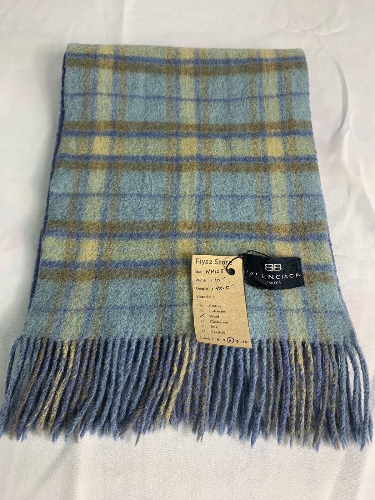 Balenciaga Balenciaga Scarf / Muffler / Neckwear Size ONE SIZE - 4 Thumbnail