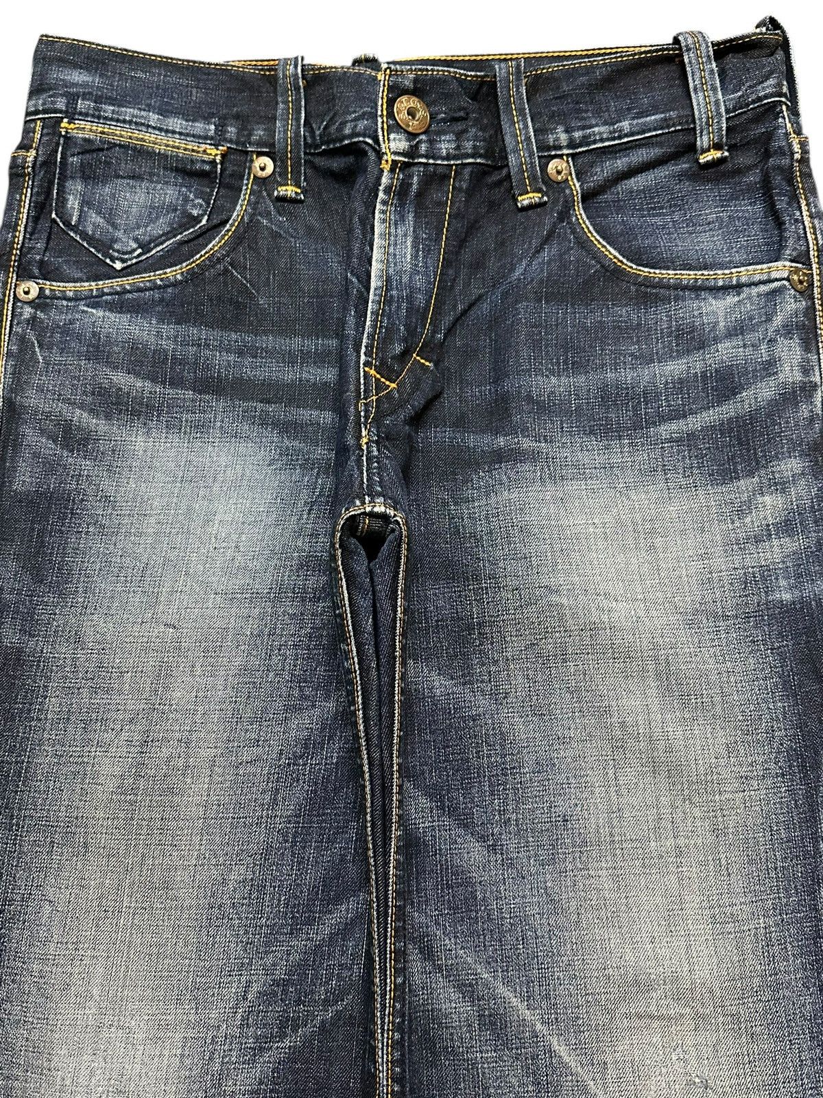 Levi's Vintage Levis 504 Blue Faded Wash Style Distress Loose Jeans Size US 32 / EU 48 - 3 Thumbnail