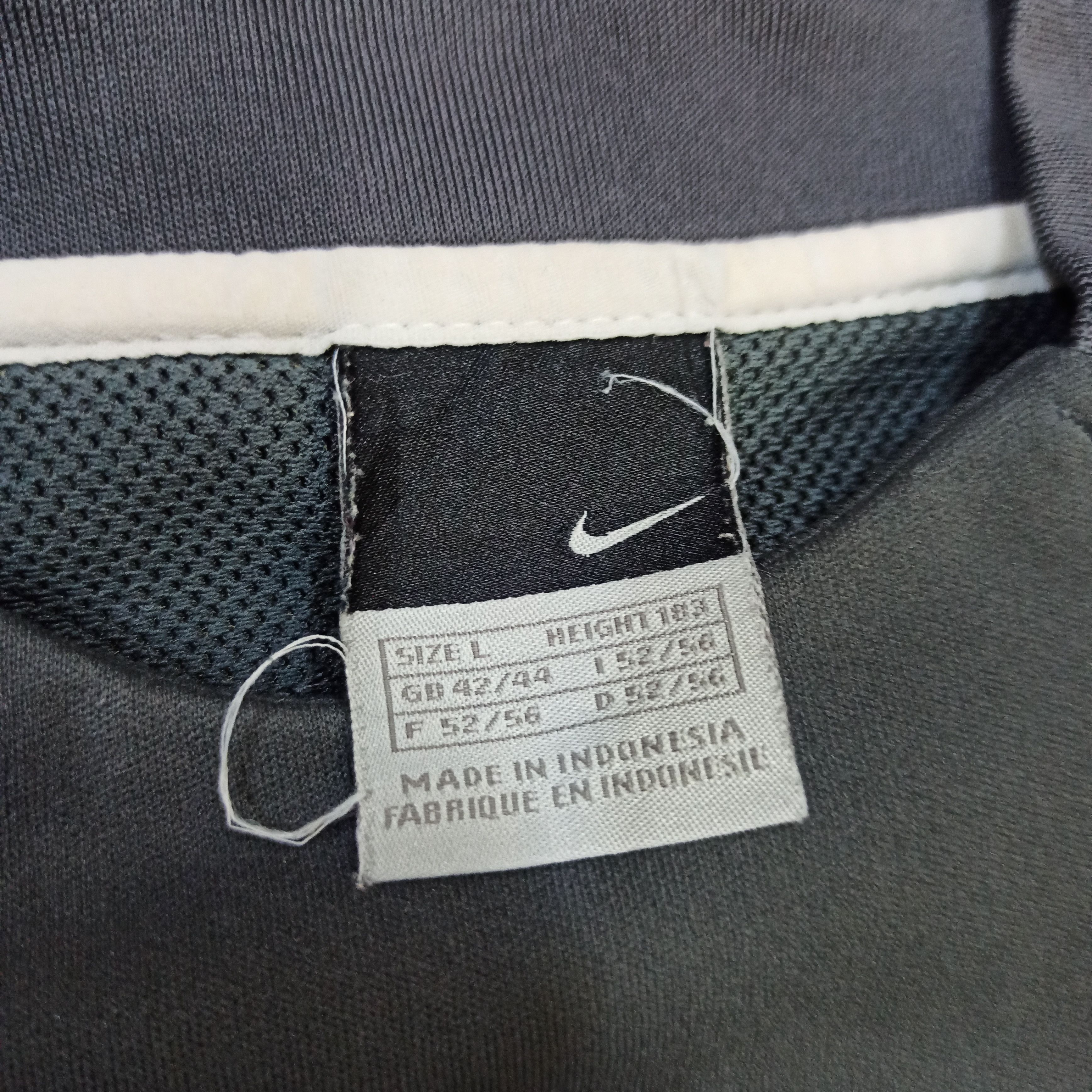Nike Rare Nike Celtic Fc Clud Football Sweater Size US L / EU 52-54 / 3 - 6 Thumbnail