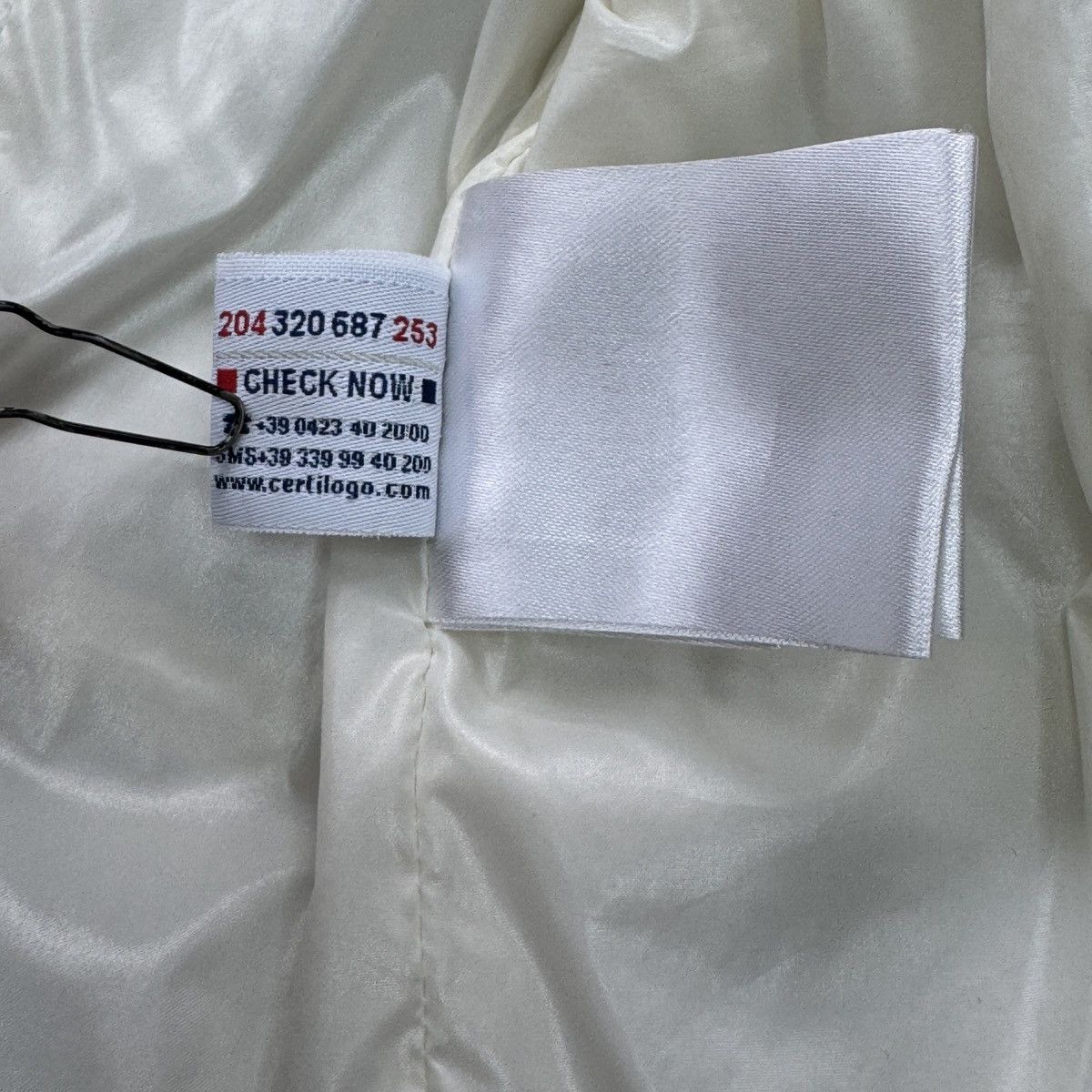Moncler Authentic Moncler Women Jacket Size 4 (L) Size L / US 10 / IT 46 - 18 Thumbnail