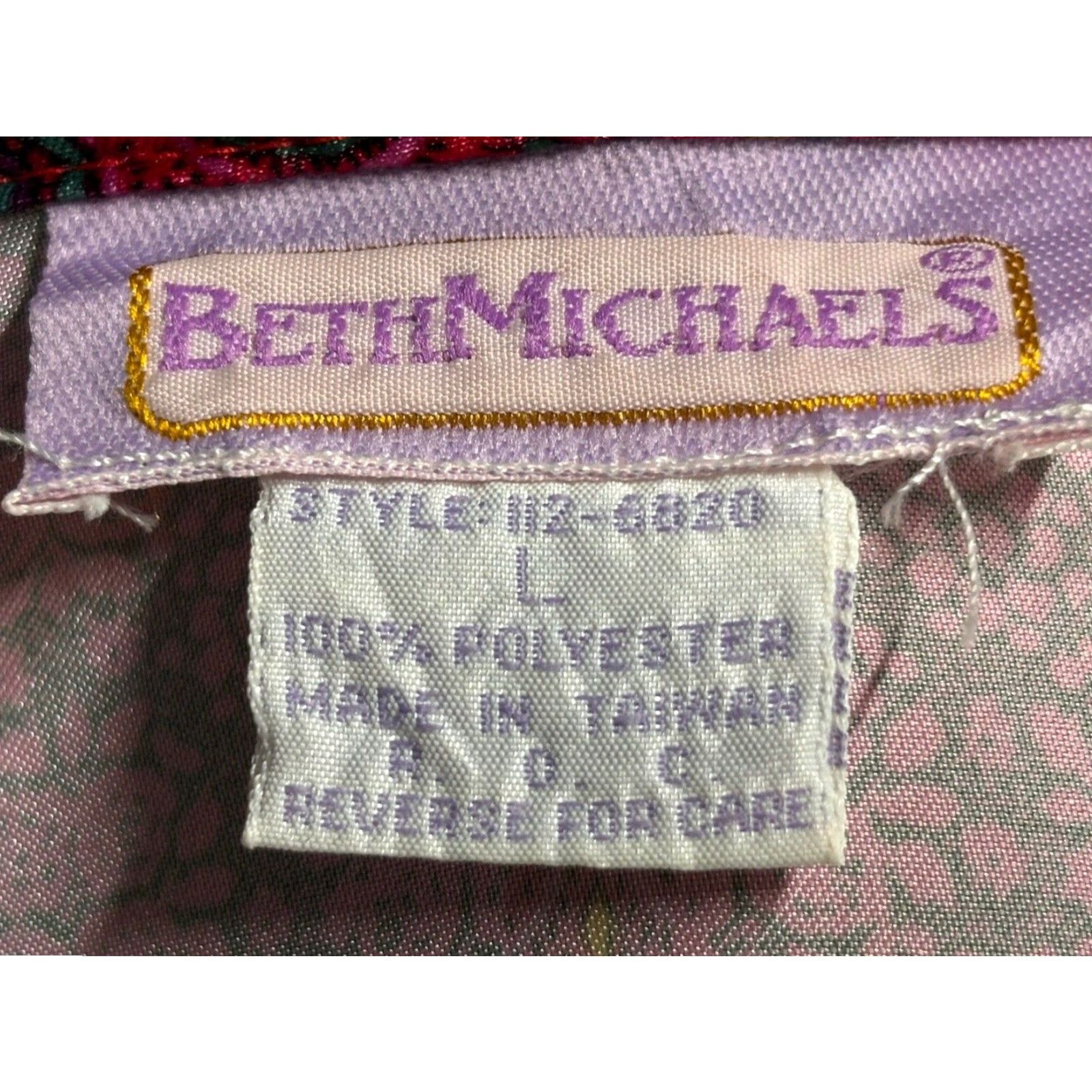 Vintage VINTAGE Beth Michaels Satin Robe Adult Large Women's Red Floral Long Sleeves Belted Pockets Size ONE SIZE - 8 Thumbnail