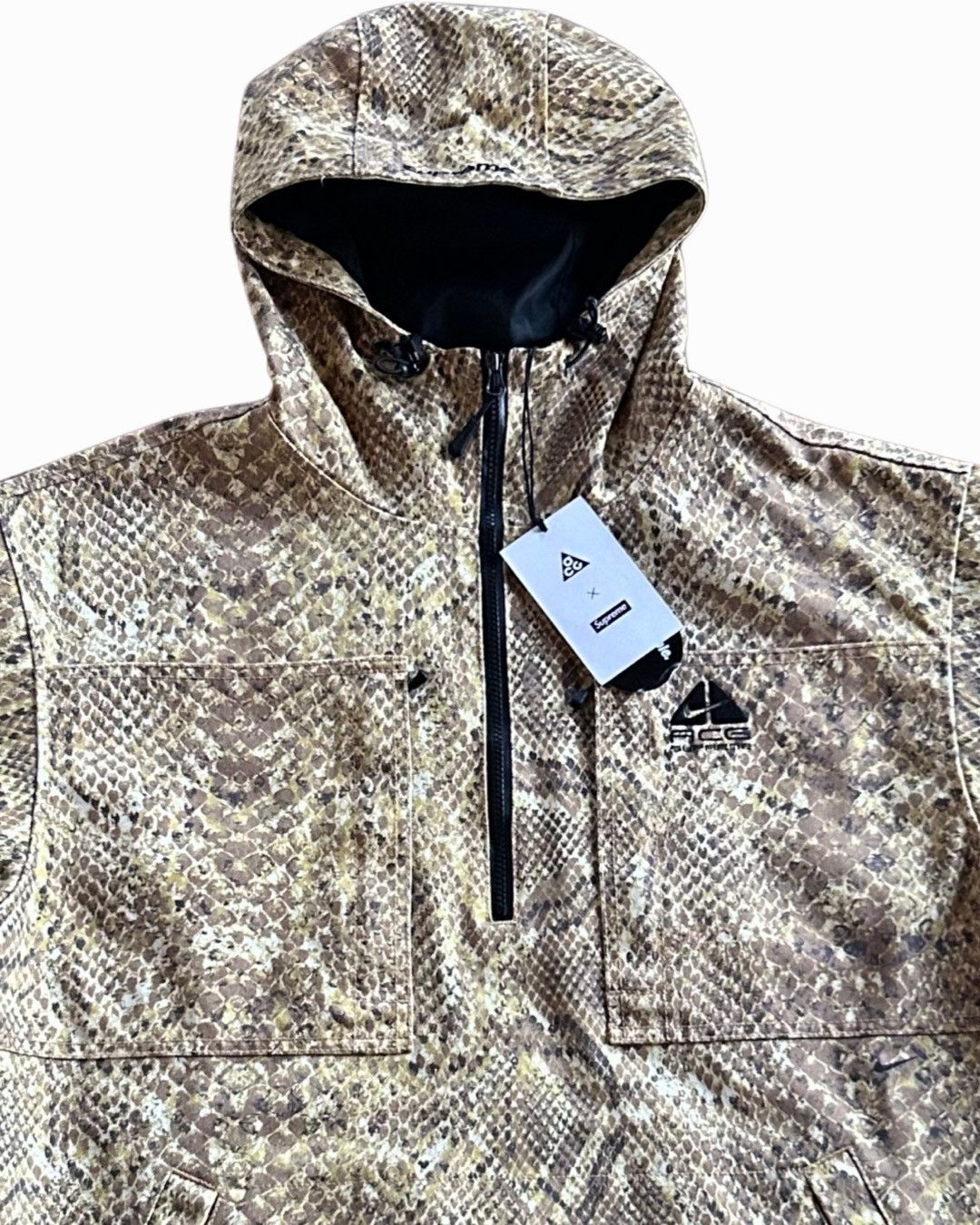 Nike ACG × Supreme #NikeACG x #Supreme denim pullover “gold